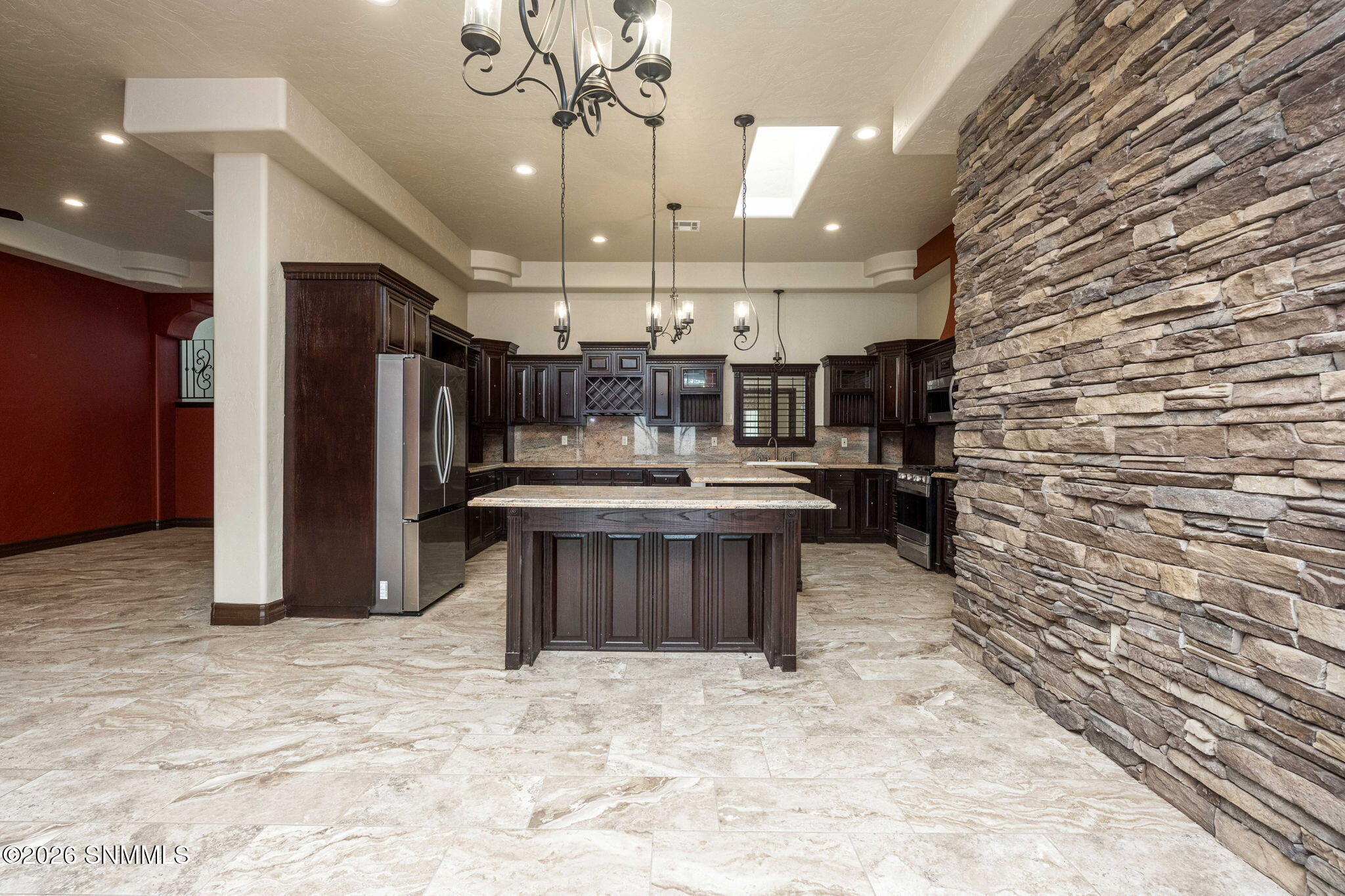 304 Las Flores Circle Property Photo 8