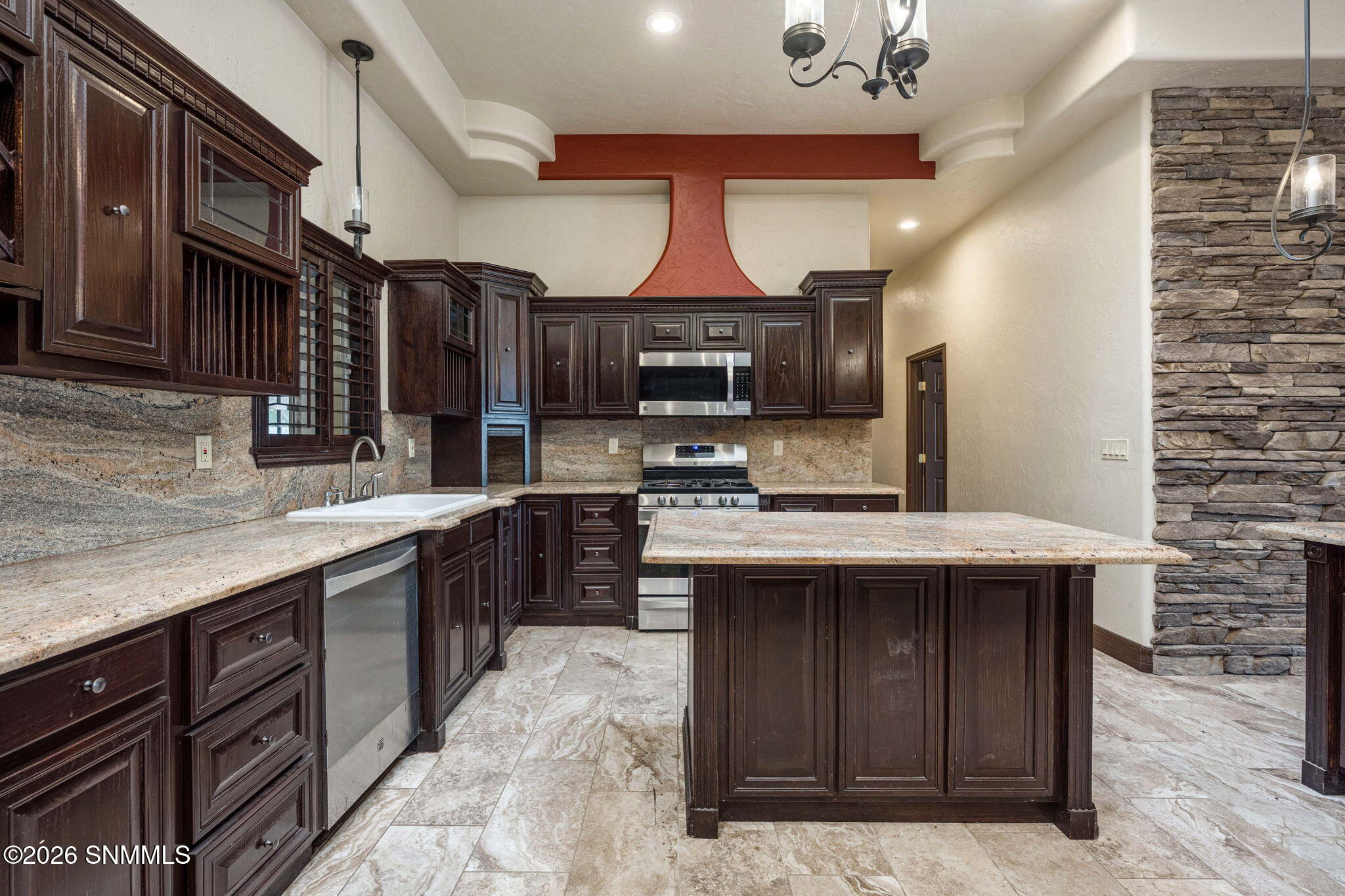 304 Las Flores Circle Property Photo 15
