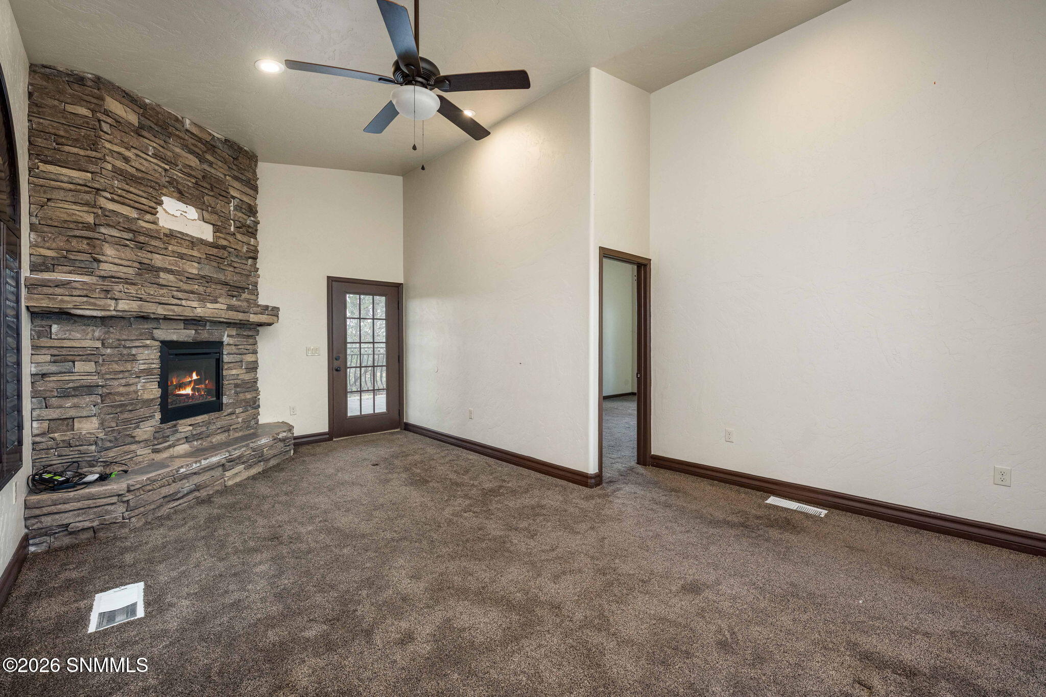 304 Las Flores Circle Property Photo 32
