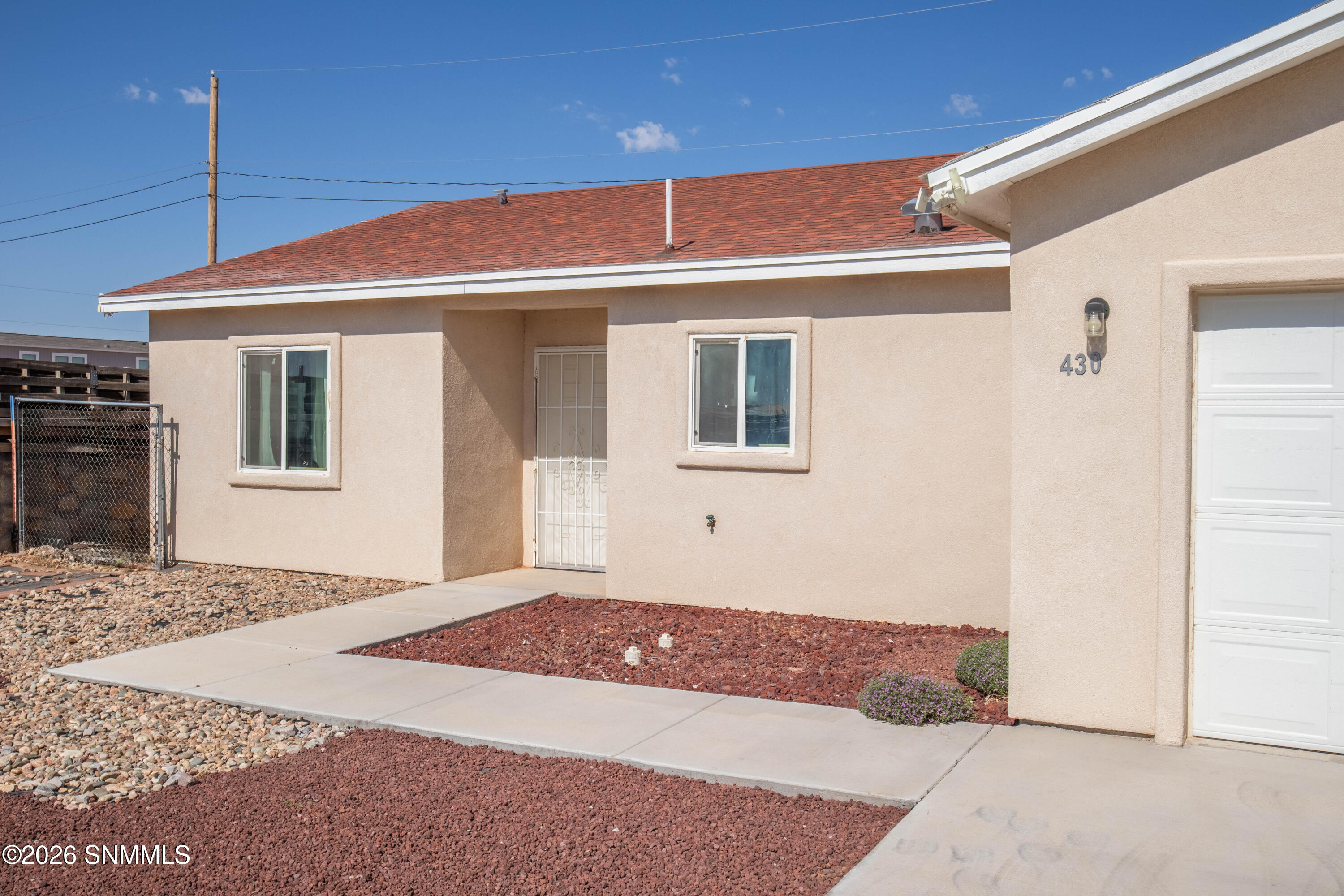 430 Anchor Court Property Photo 2