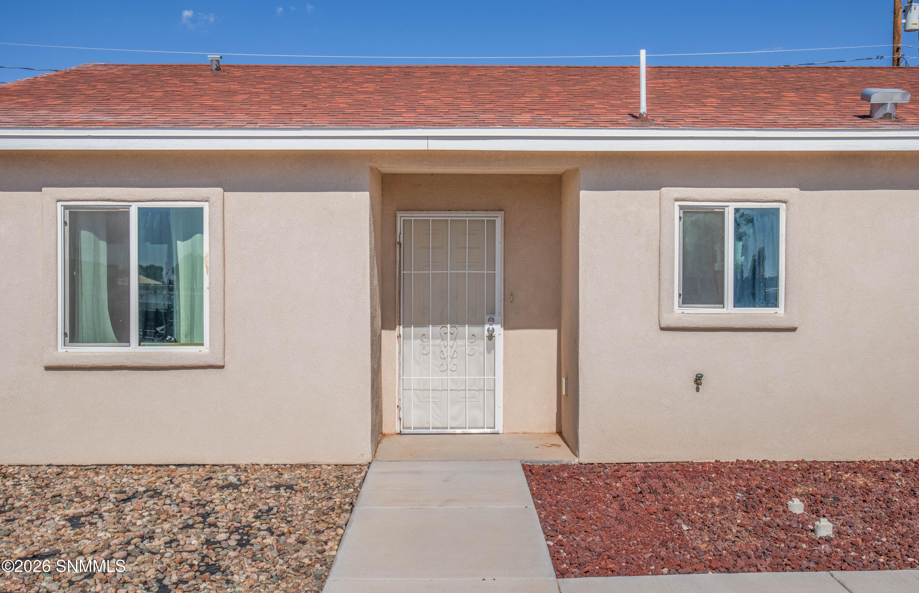 430 Anchor Court Property Photo 3