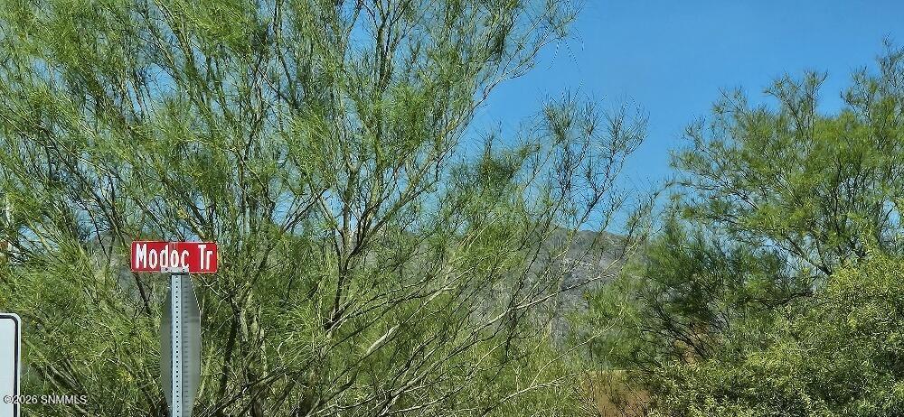 4999 Modoc Road Property Photo 2