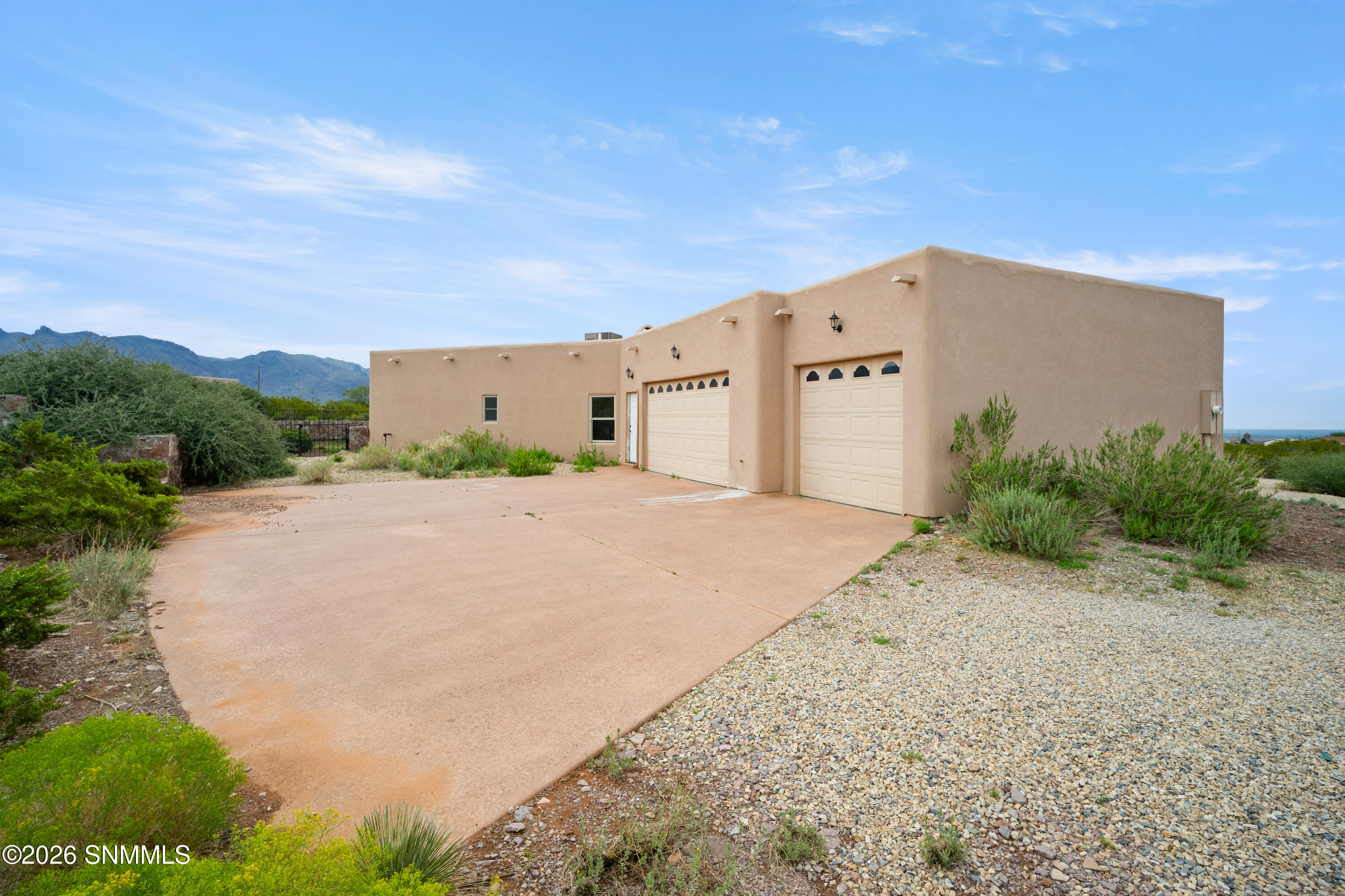 5073 Cueva Mine Trail Property Photo 6