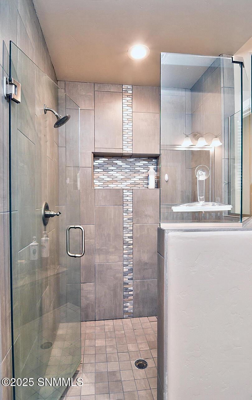 4425 Dulcinea Drive Property Photo 17