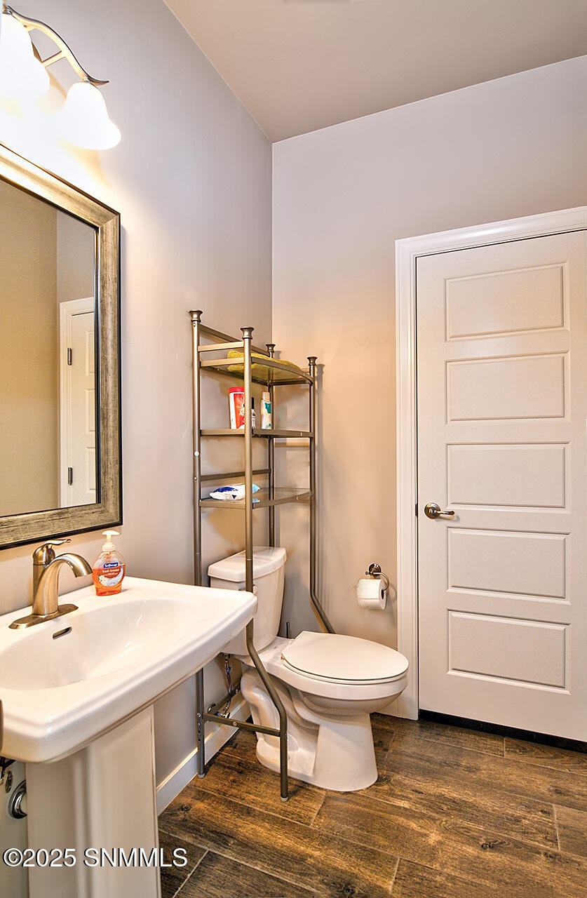4425 Dulcinea Drive Property Photo 19