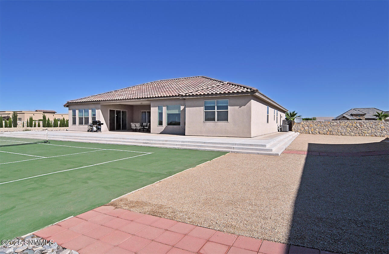 4425 Dulcinea Drive Property Photo 36