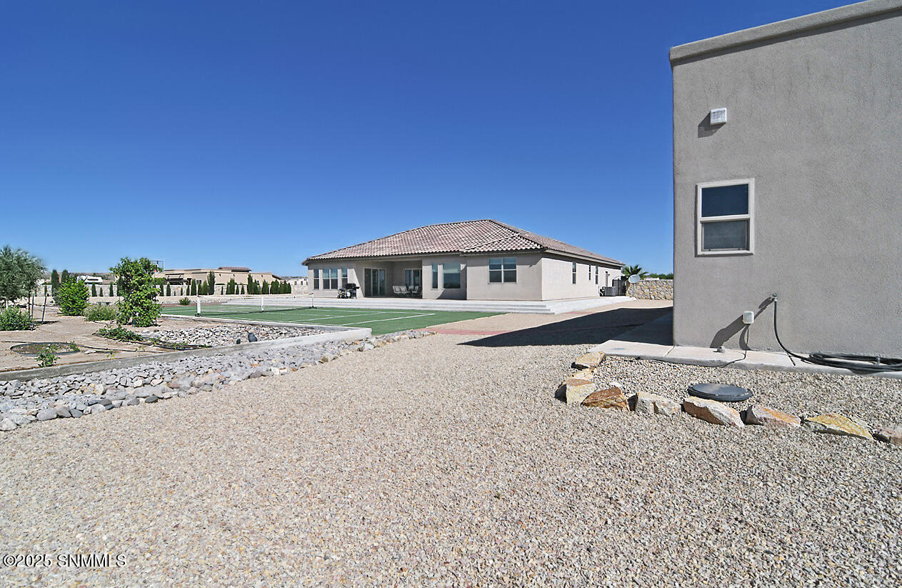 4425 Dulcinea Drive Property Photo 37