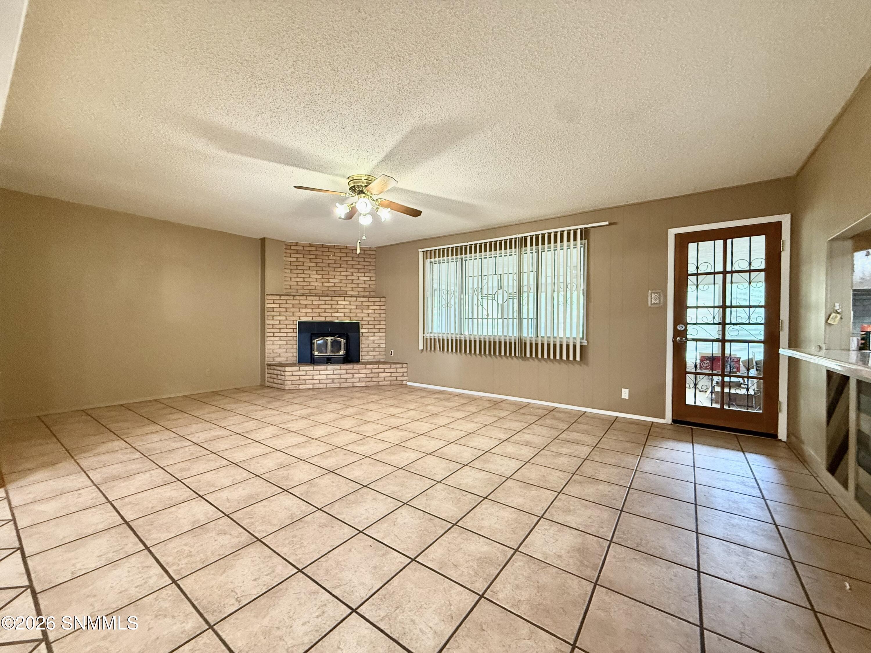 1650 Mariposa Drive Property Photo 10