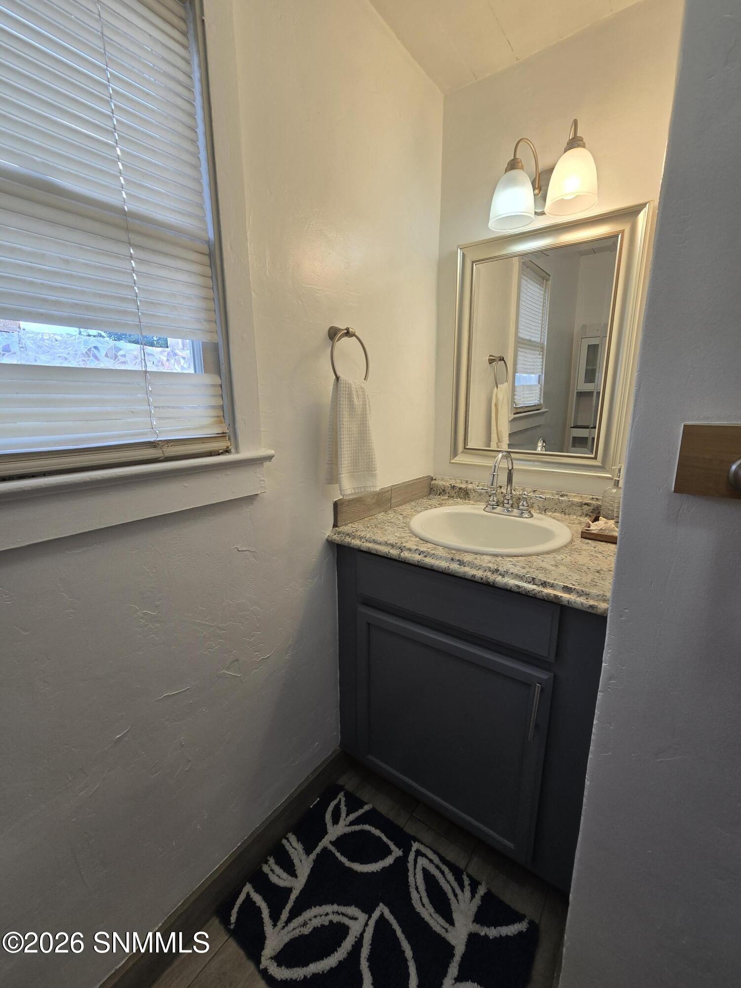 902 Foster Road Property Photo 15