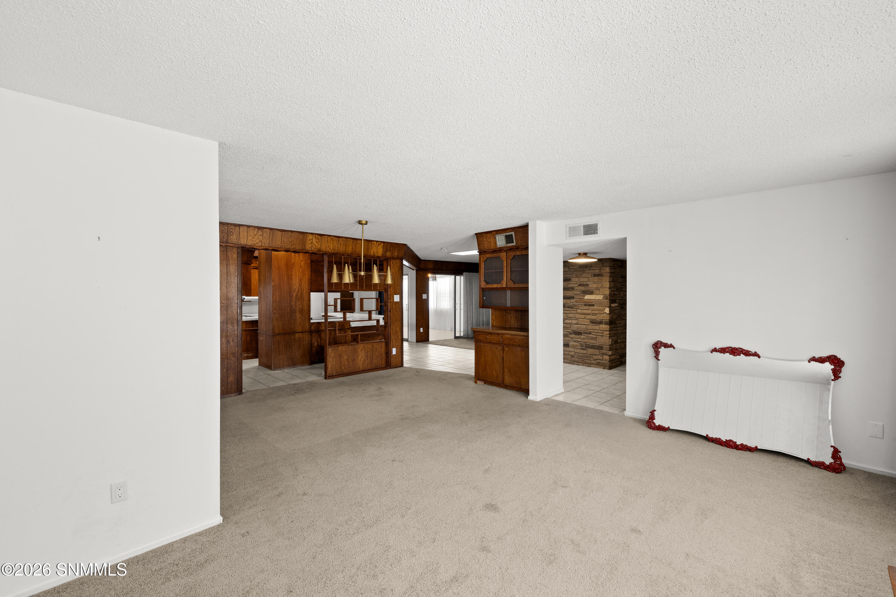 2907 Devendale Avenue Property Photo 8