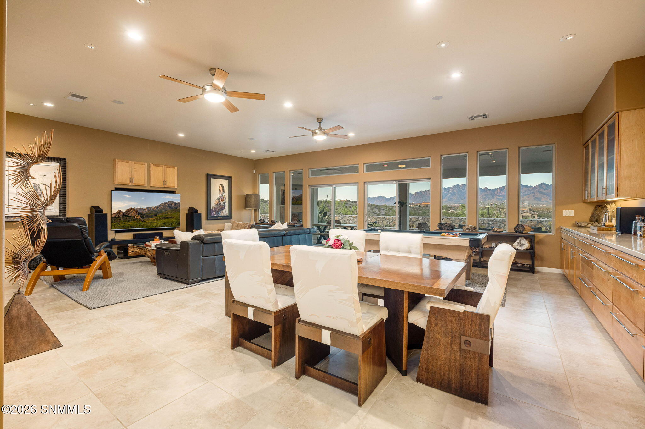 5657 Calle De Paradise Property Photo 22