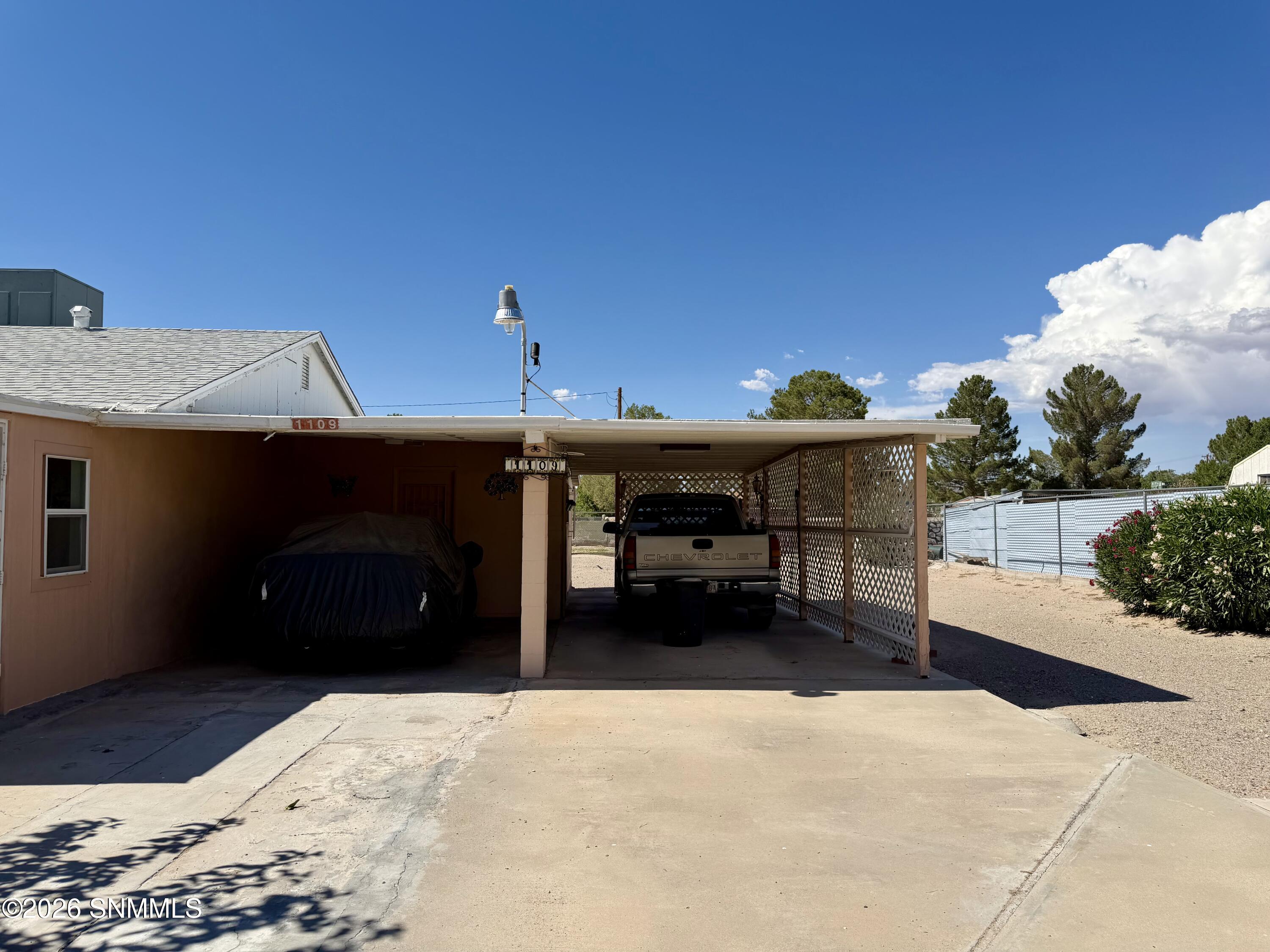 1109 Lincoln Street Property Photo 22