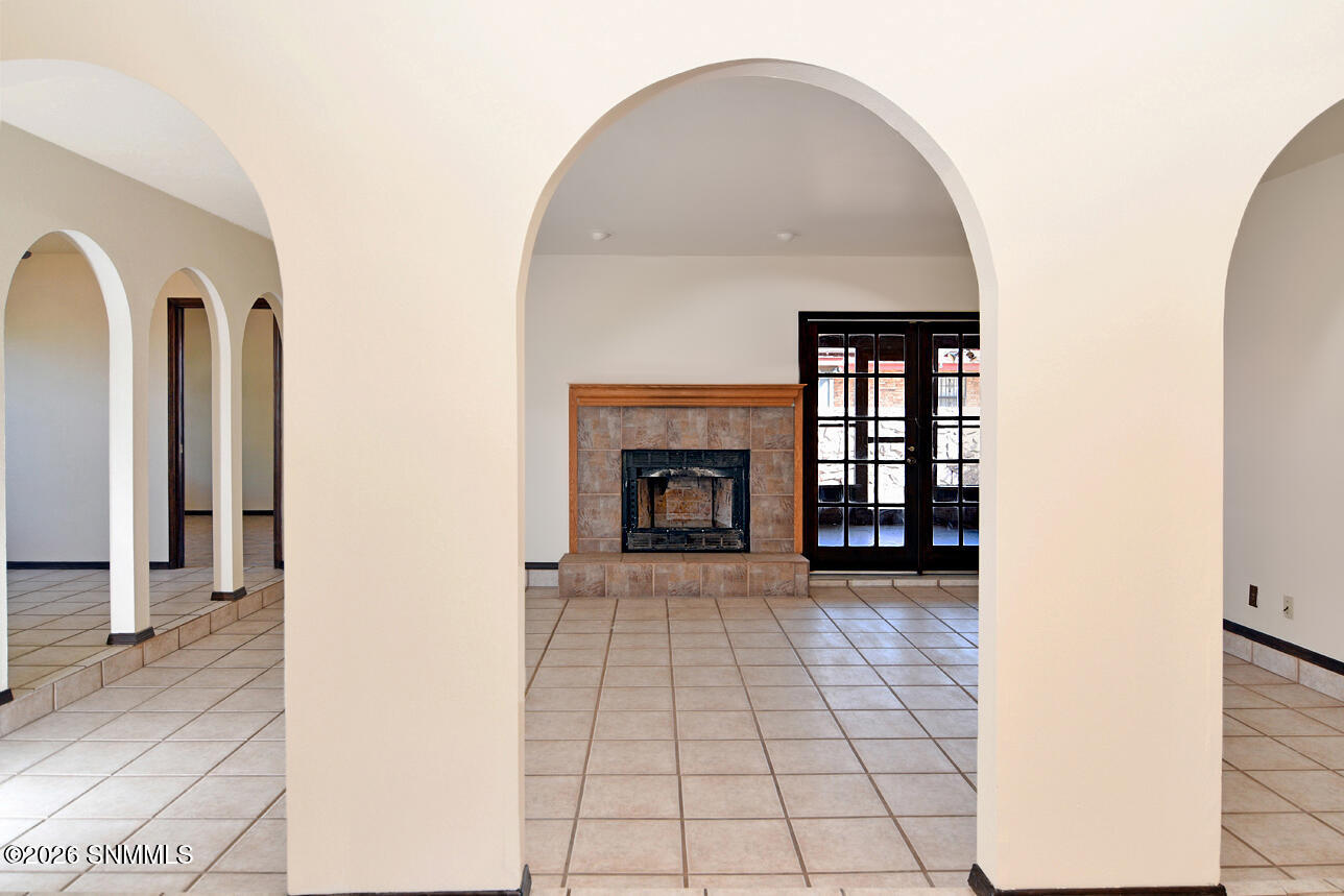 601 Lenox Avenue Property Photo 11