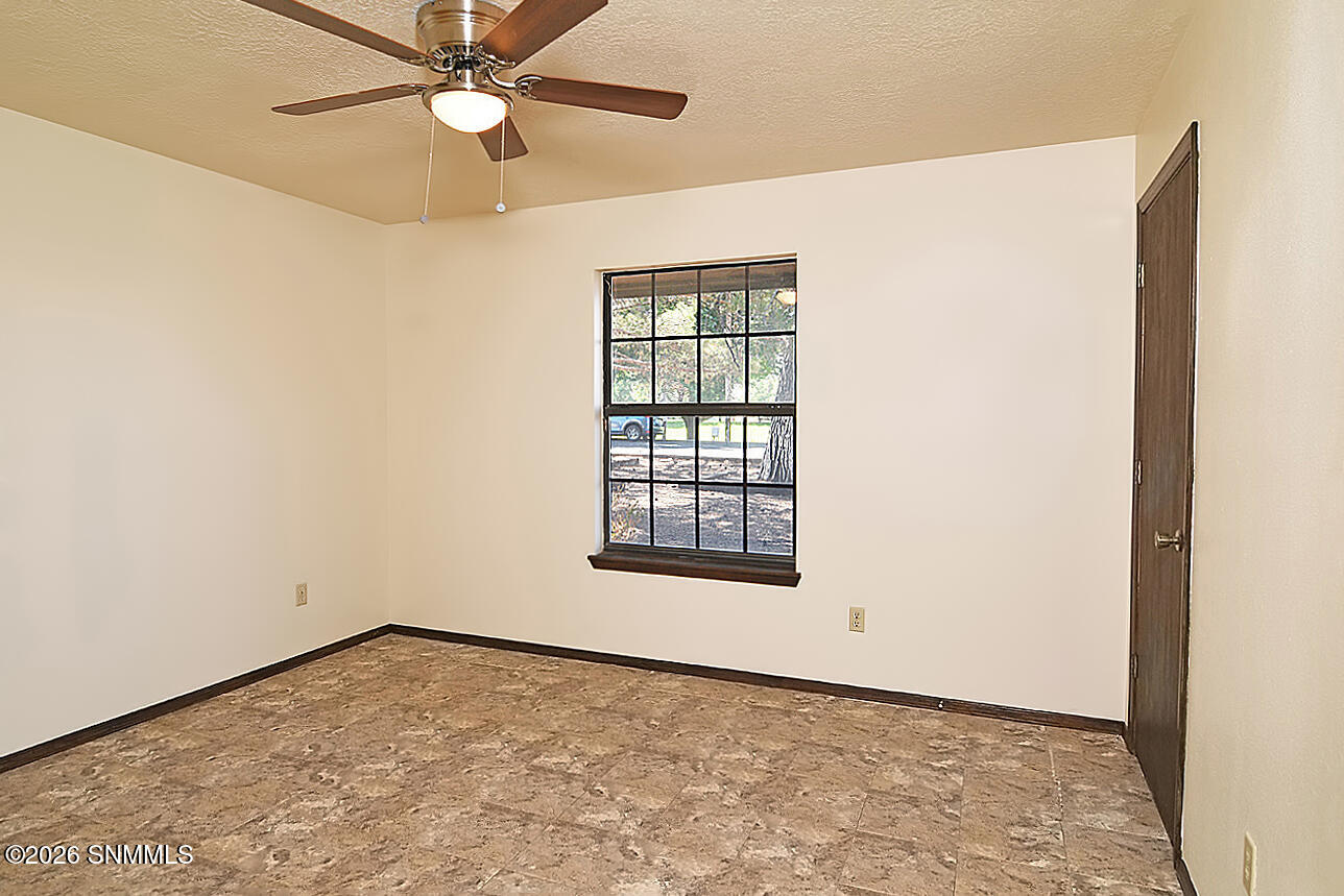 601 Lenox Avenue Property Photo 23