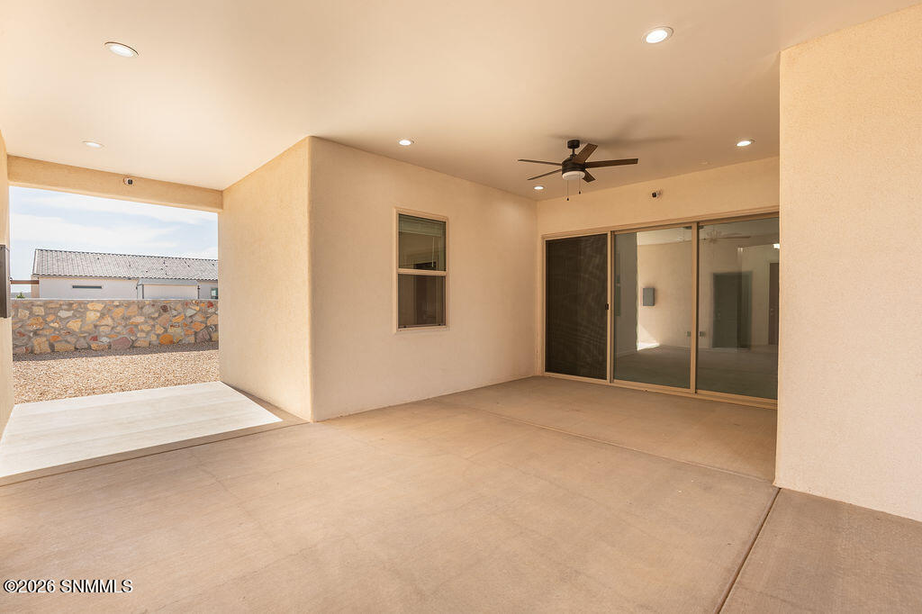 6225 Belvedere Loop Property Photo 7