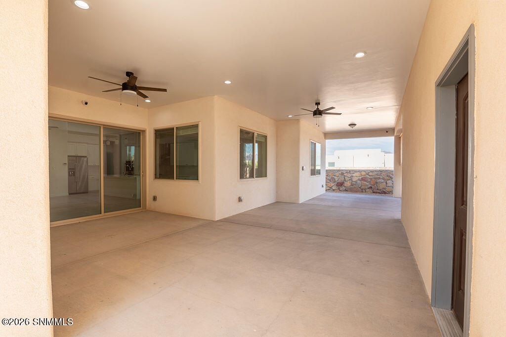 6225 Belvedere Loop Property Photo 8