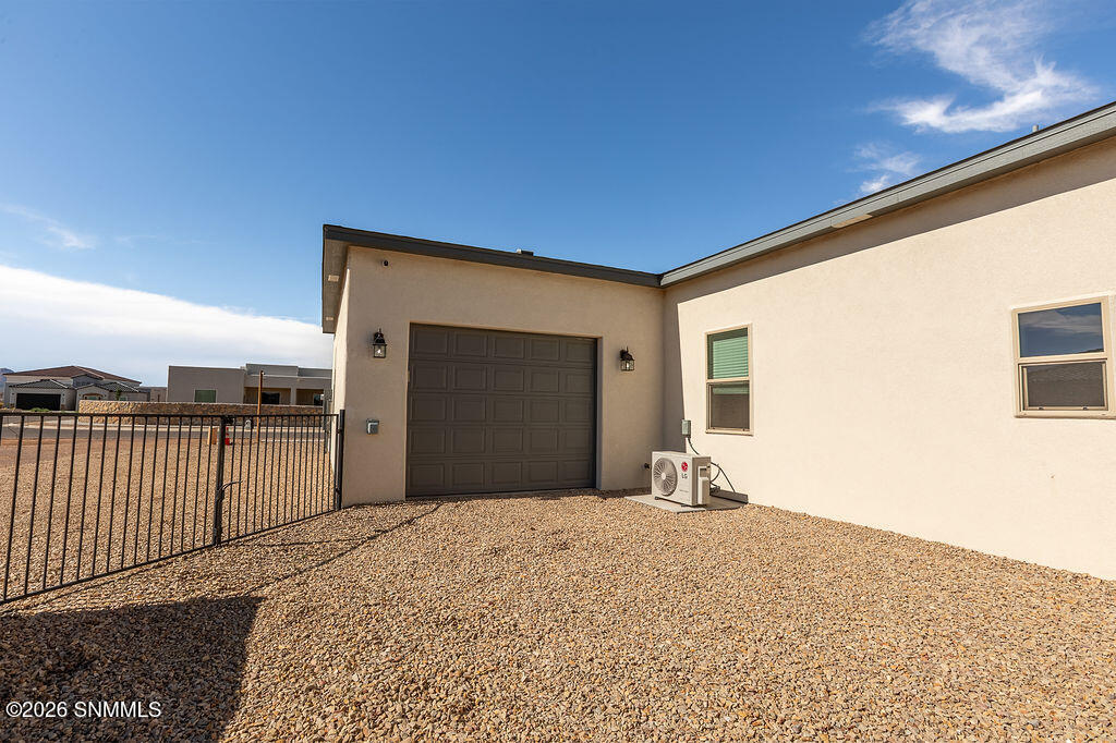 6225 Belvedere Loop Property Photo 10