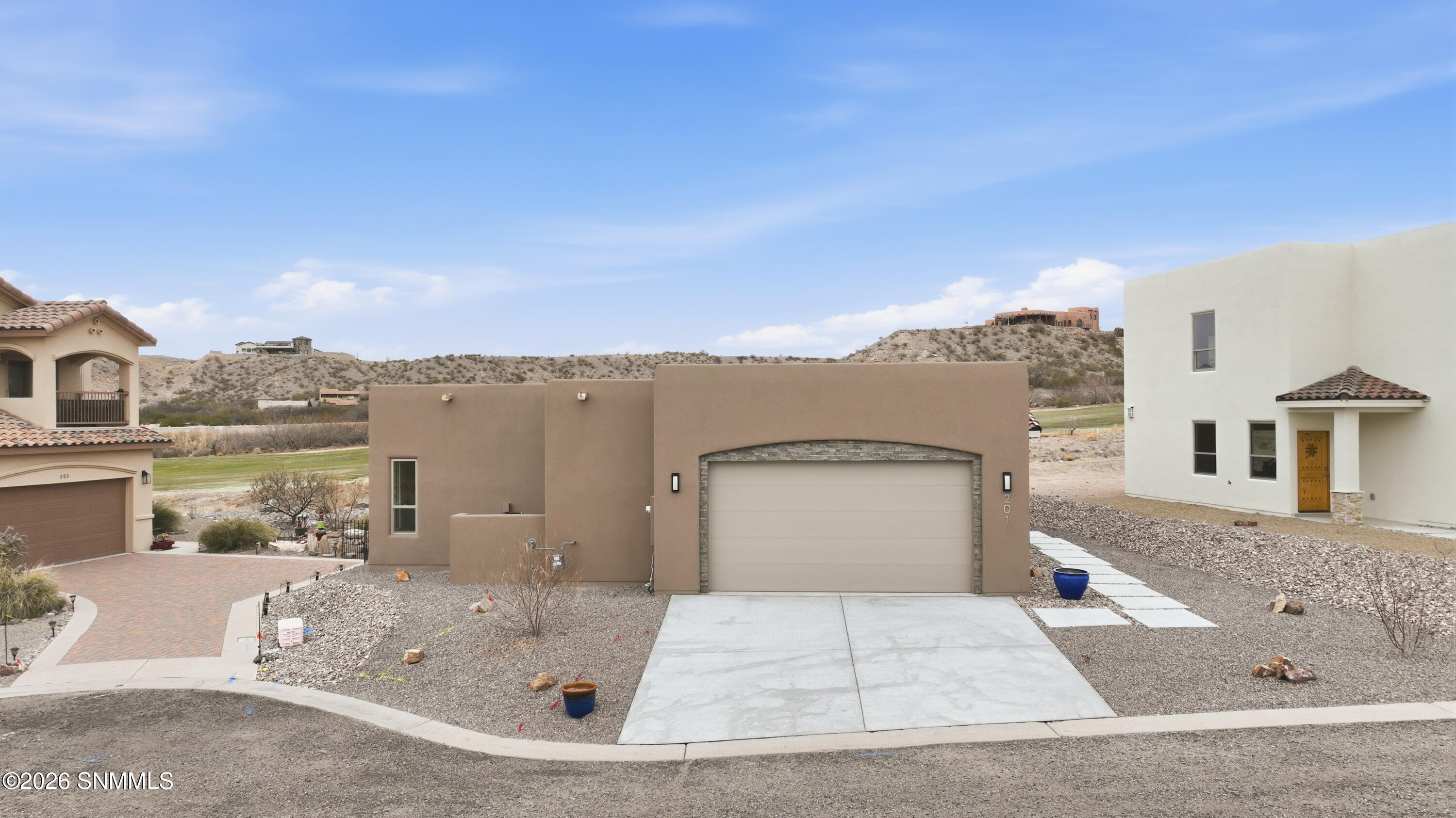 201 Las Cruces Property Photo 2