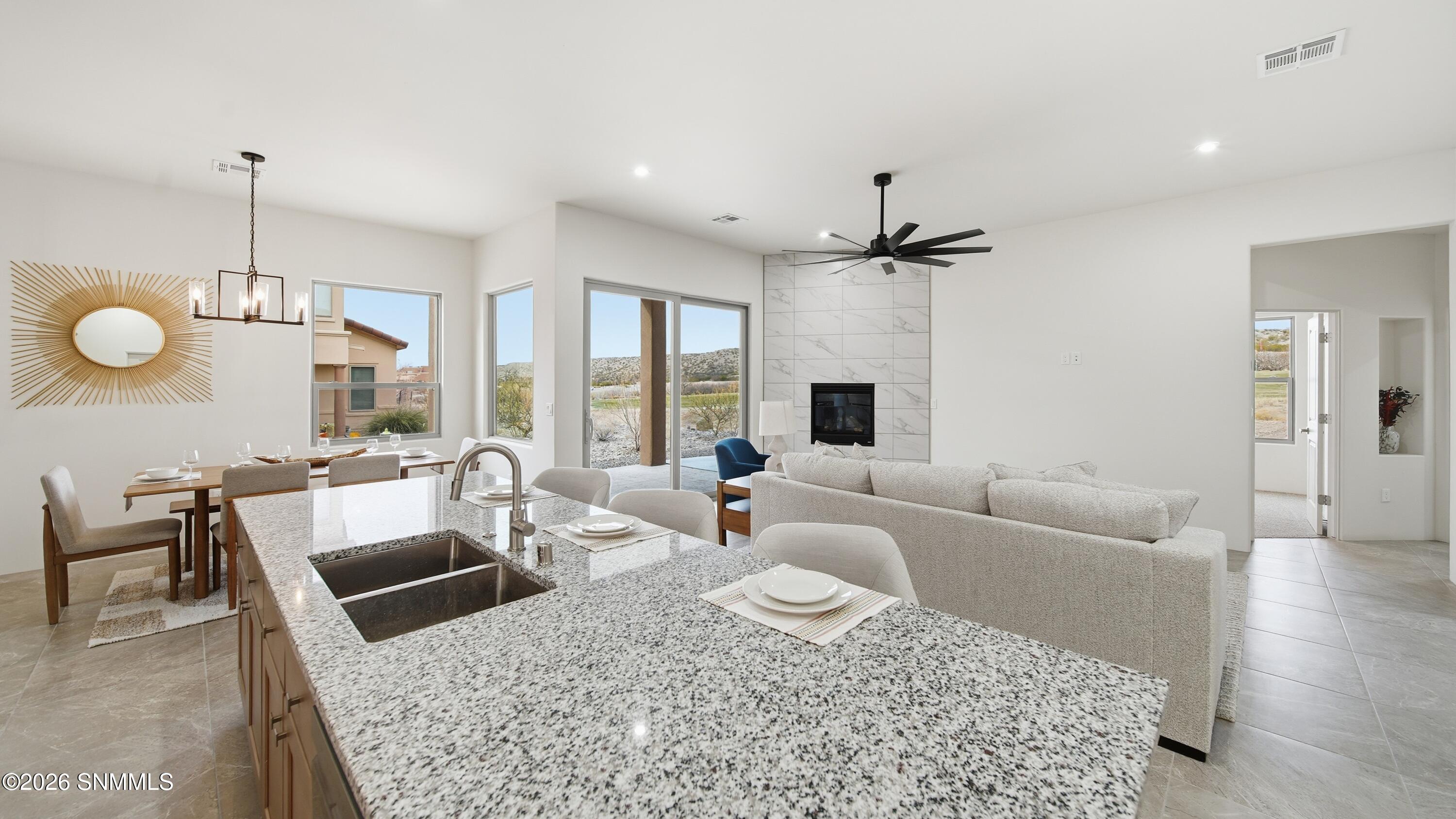 201 Las Cruces Property Photo 12