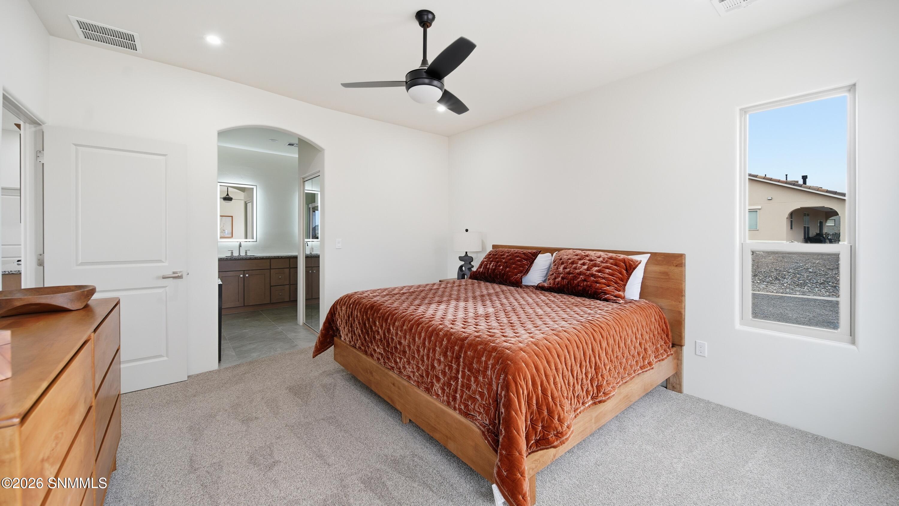 201 Las Cruces Property Photo 18