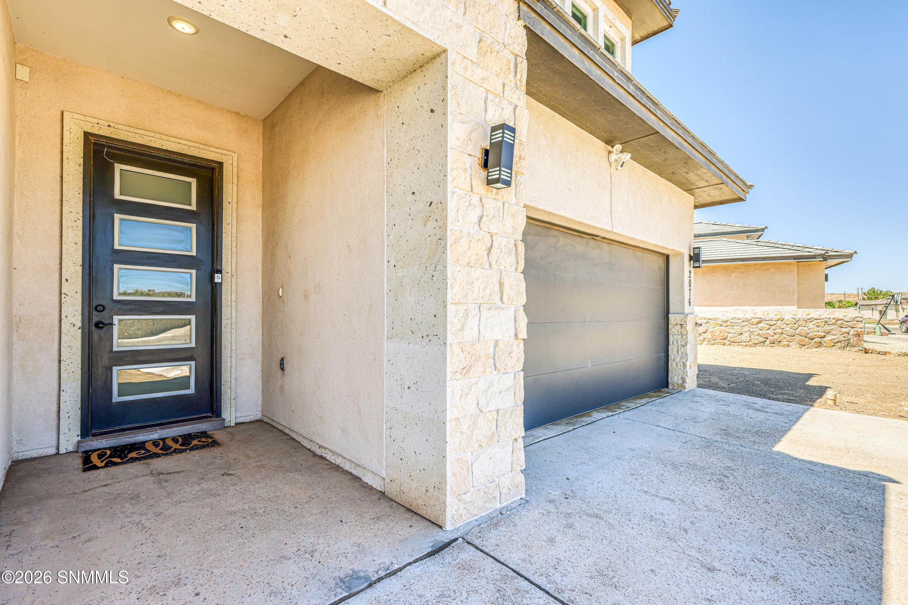 2076 Santa Isabella Street Property Photo 4