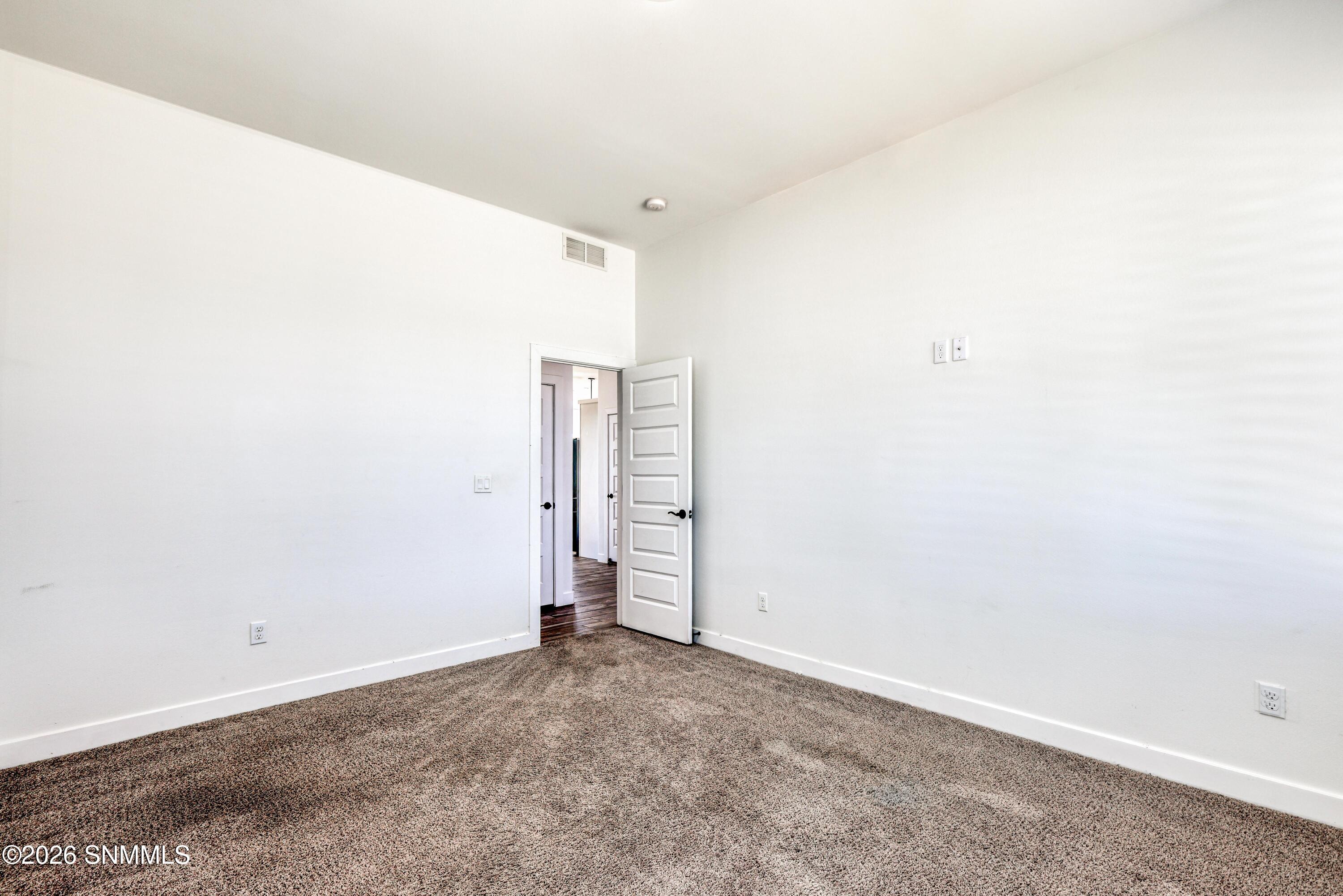 2076 Santa Isabella Street Property Photo 5