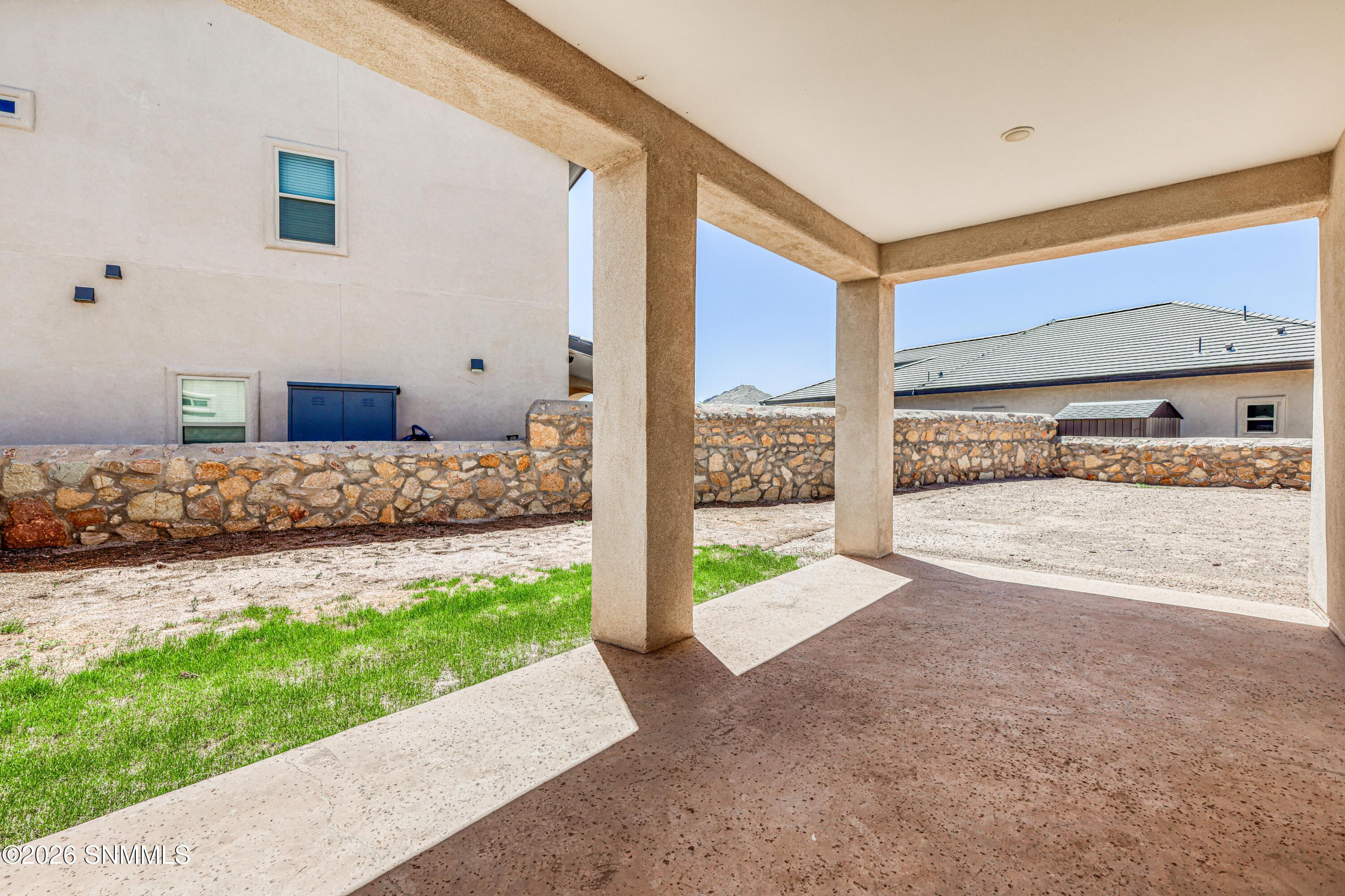 2076 Santa Isabella Street Property Photo 34