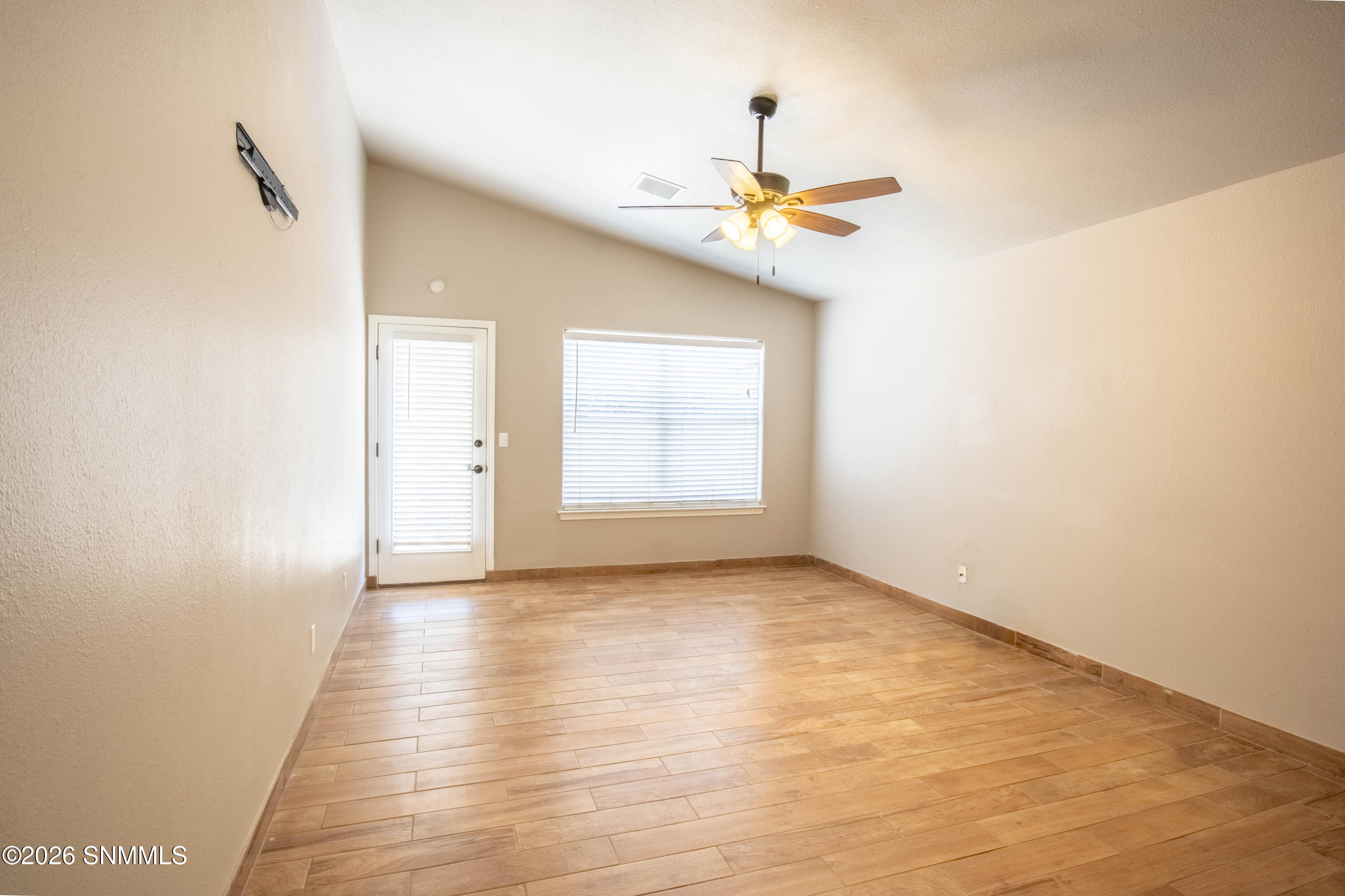 2928 San Lorenzo Avenue Property Photo 16