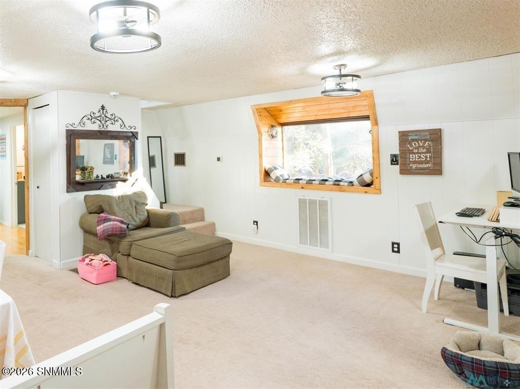 3 Wimsatt Road Property Photo 15