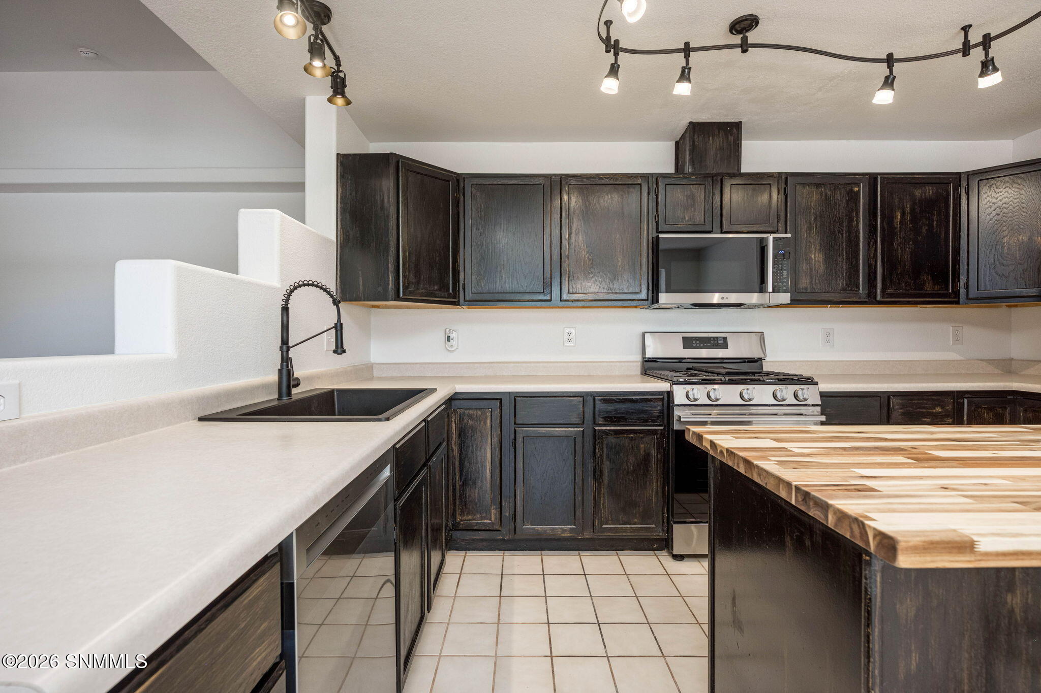 4986 Gem Place Property Photo 12