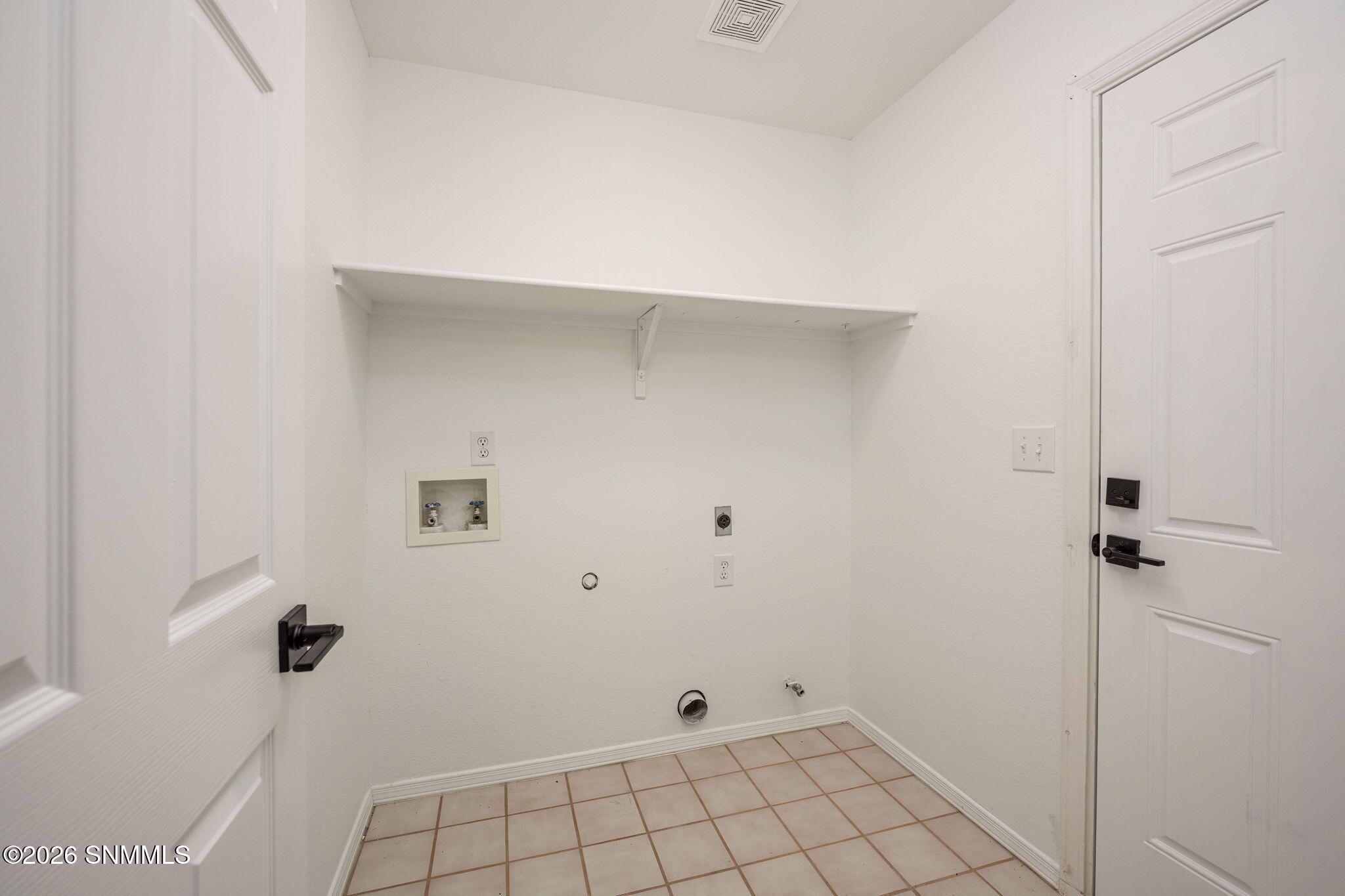 4986 Gem Place Property Photo 14