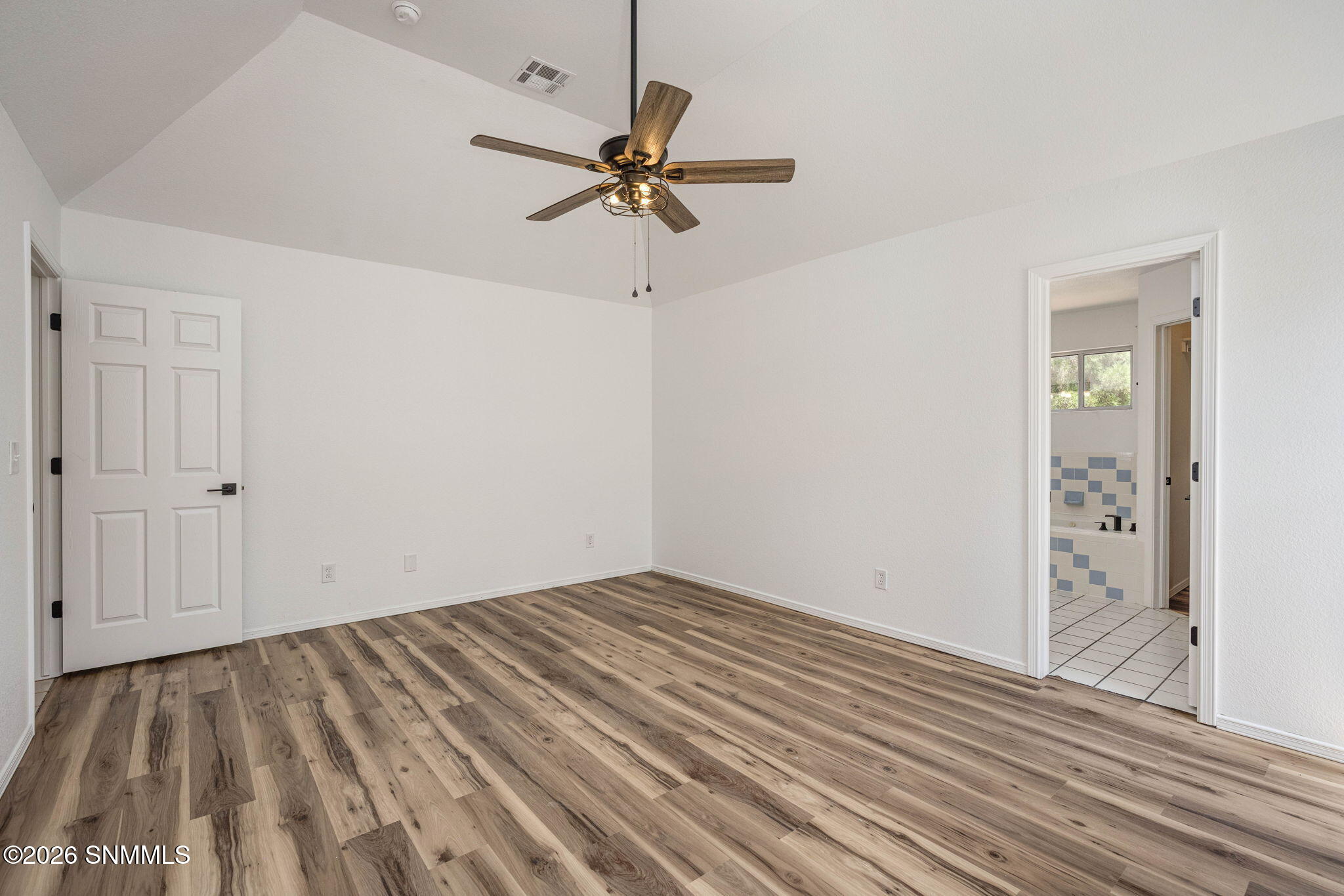 4986 Gem Place Property Photo 17
