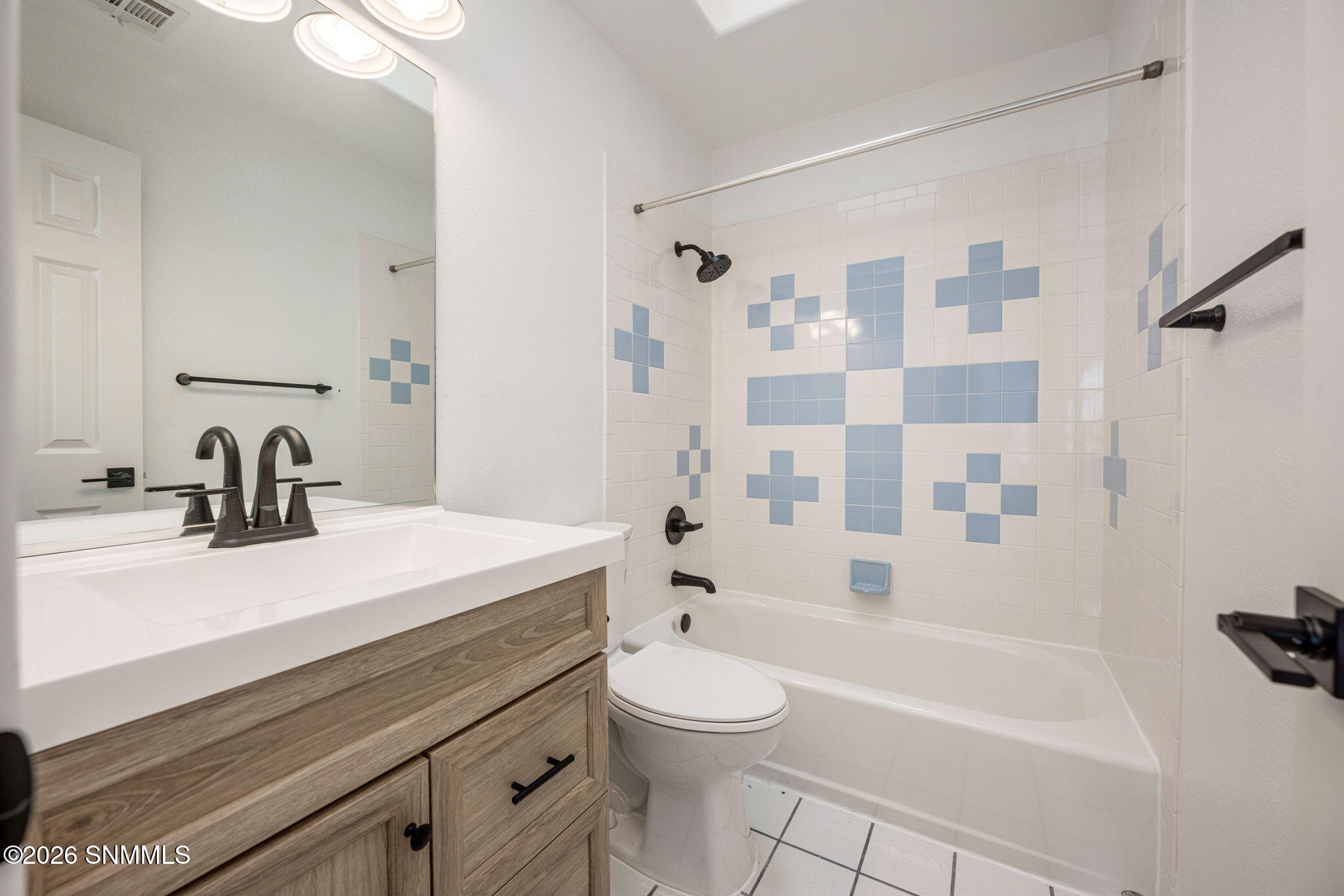 4986 Gem Place Property Photo 28