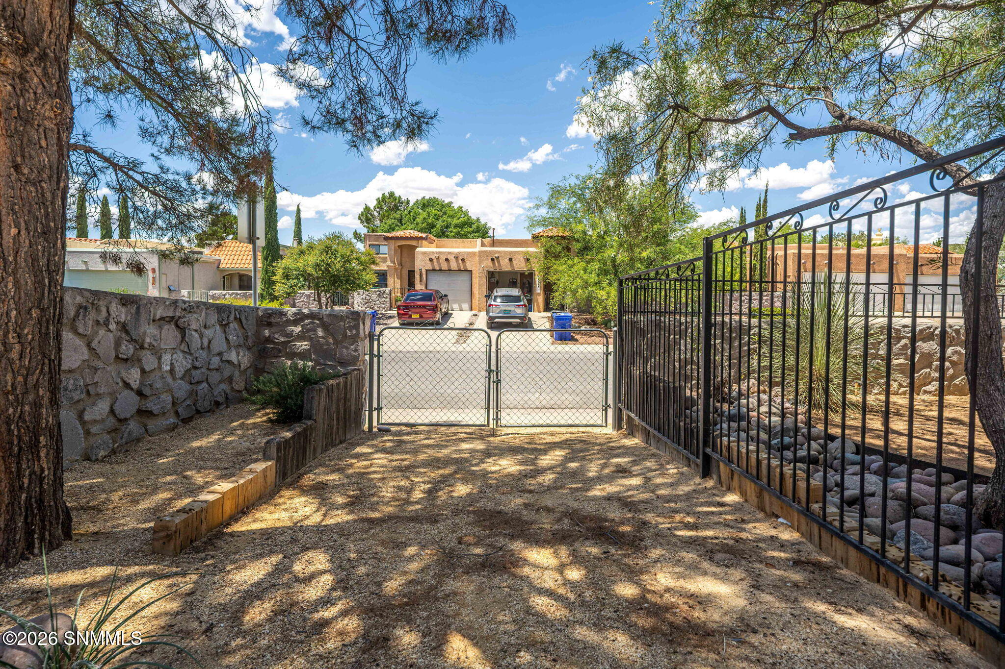 2083 Pinecone Way Property Photo 6