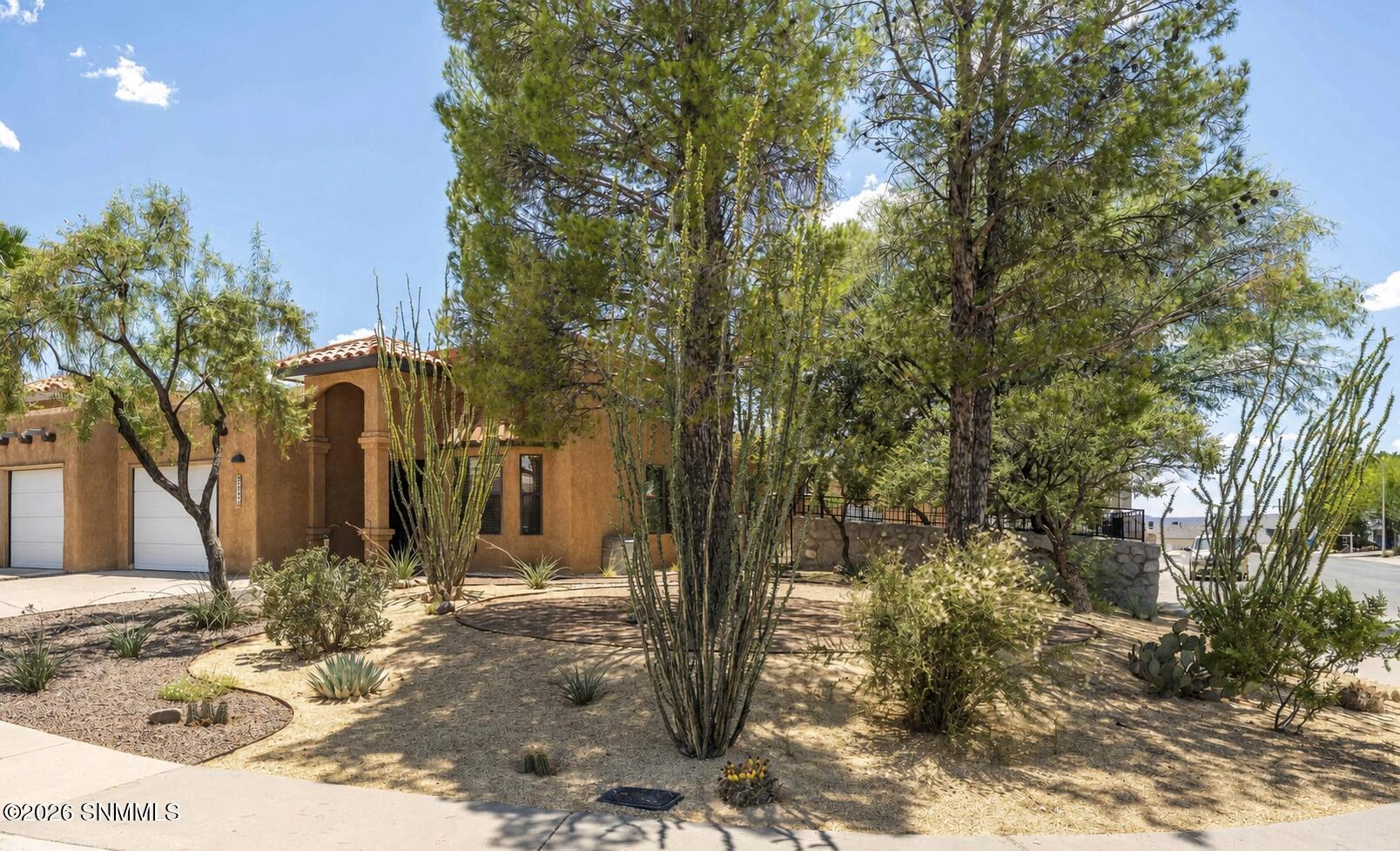 2083 Pinecone Way Property Photo 7