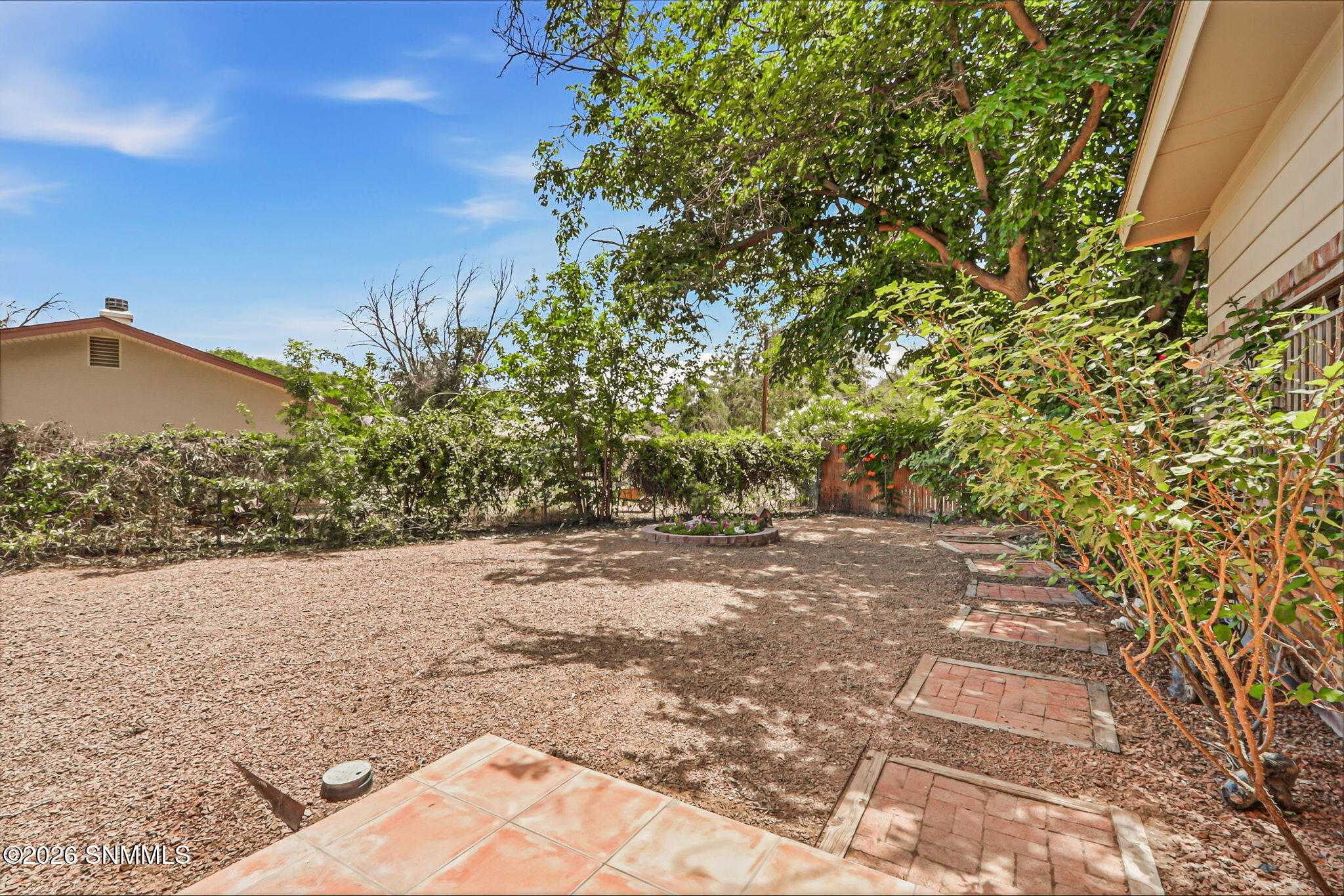 301 Capri Arc Property Photo 6
