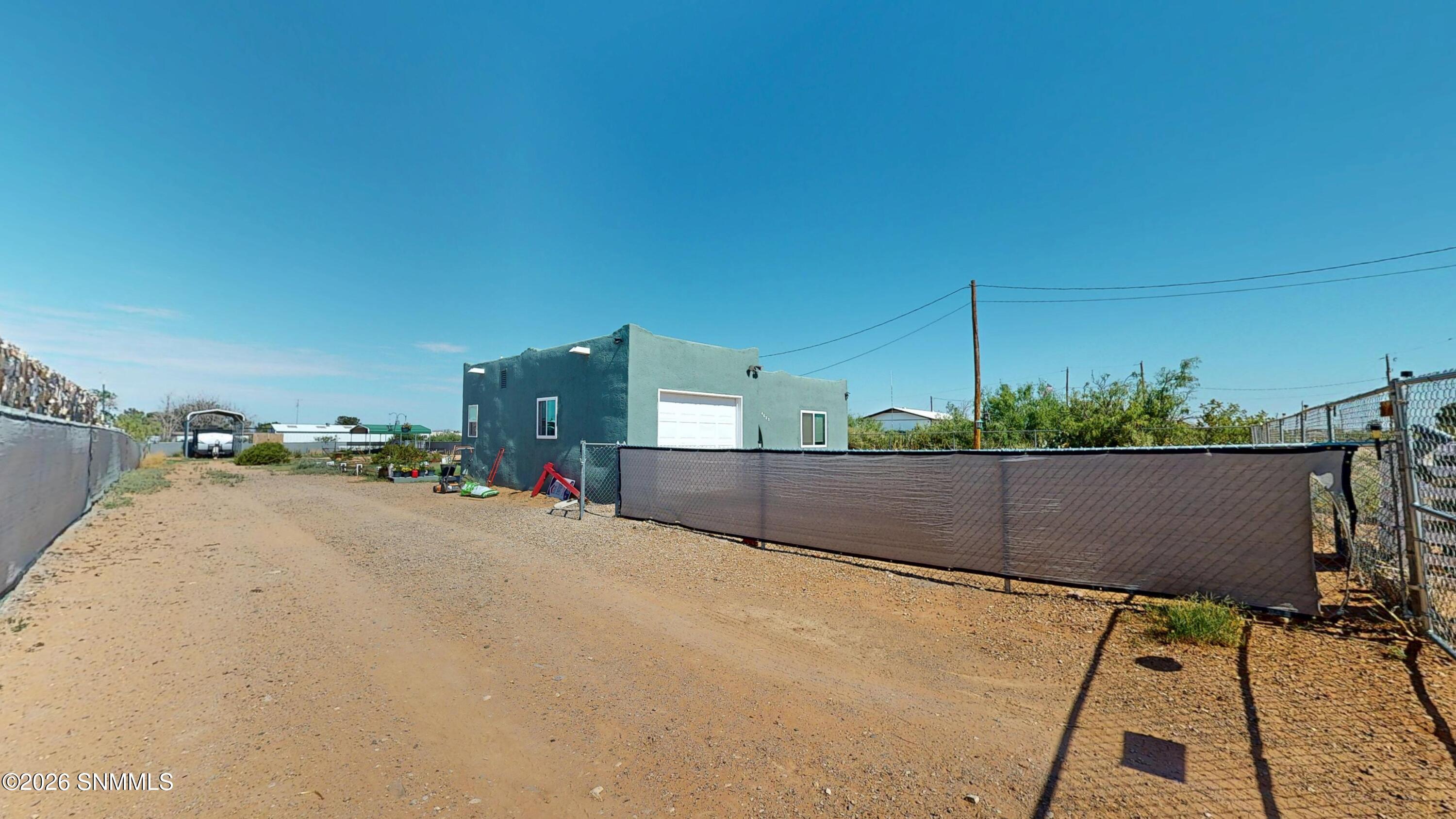 4623 Chamizal Road Property Photo 3