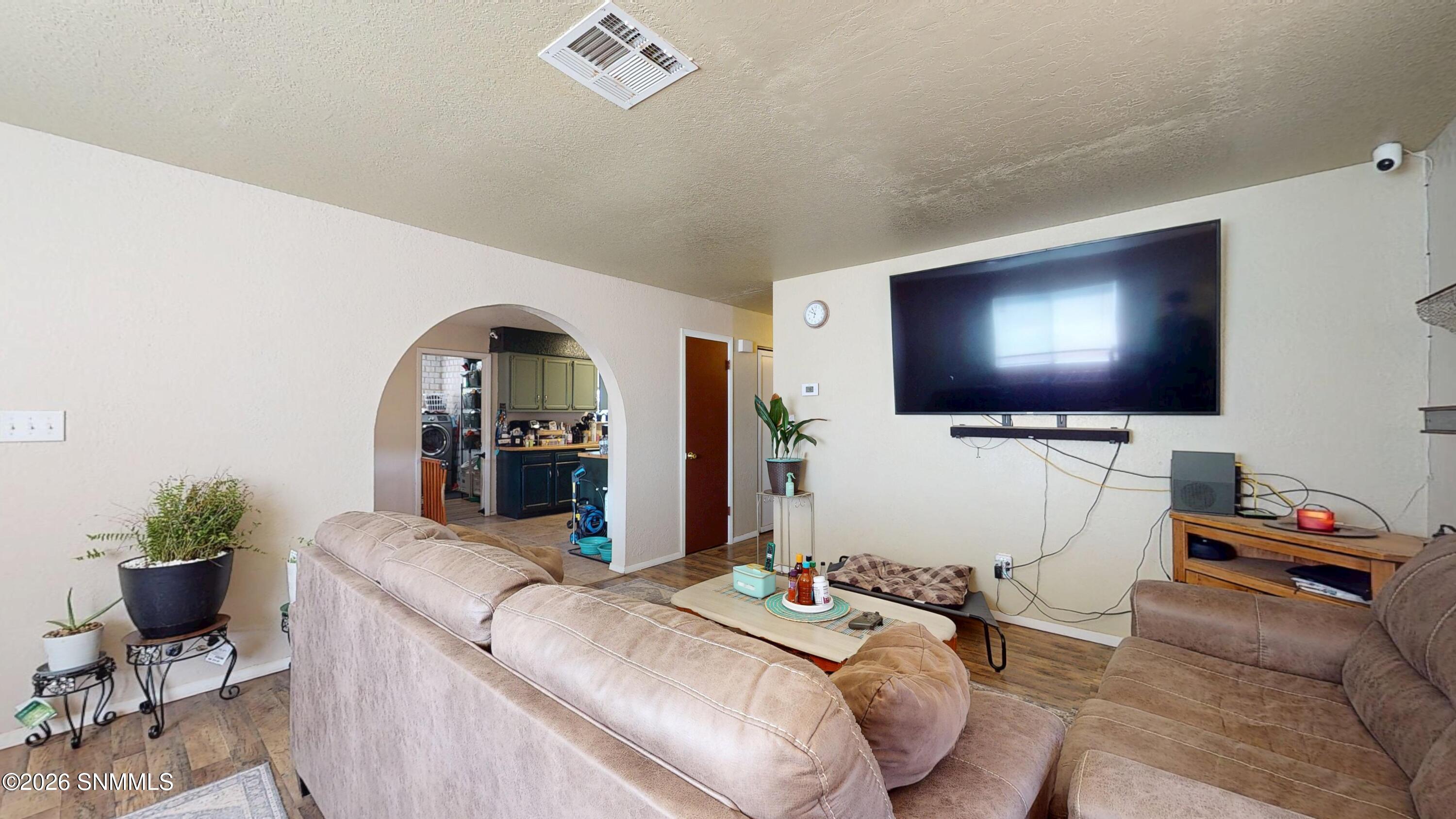 4623 Chamizal Road Property Photo 4