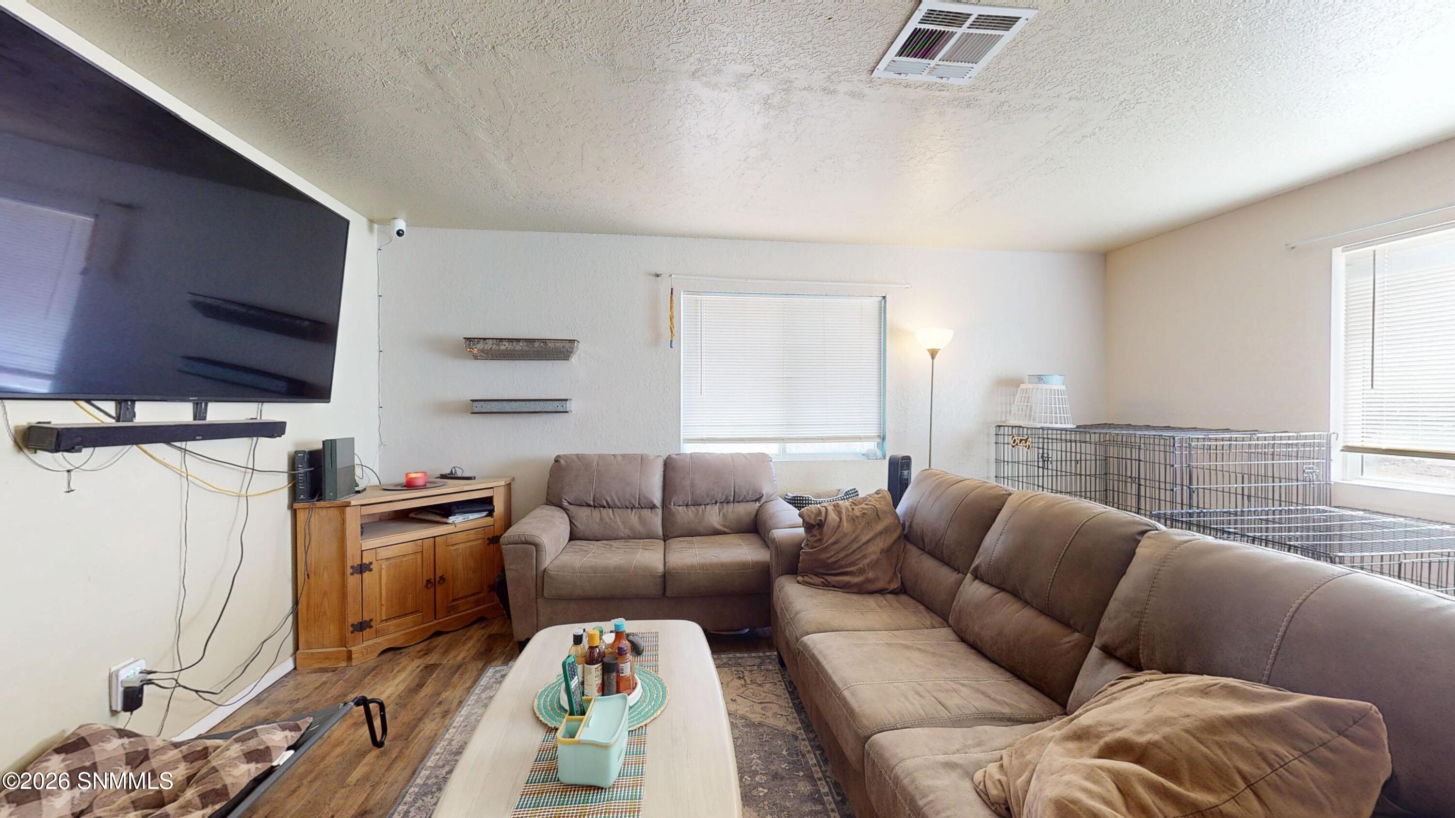 4623 Chamizal Road Property Photo 6