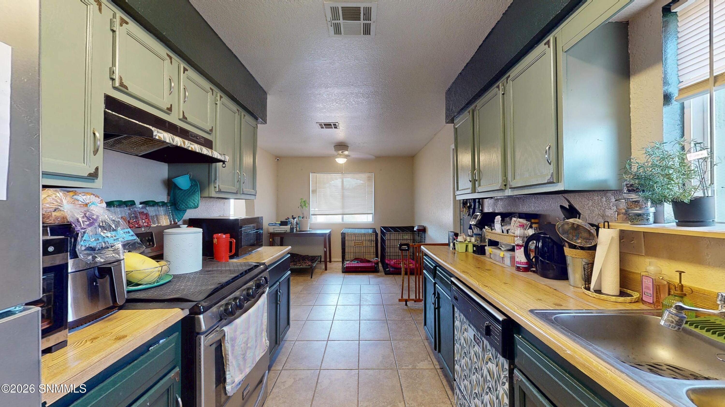 4623 Chamizal Road Property Photo 8