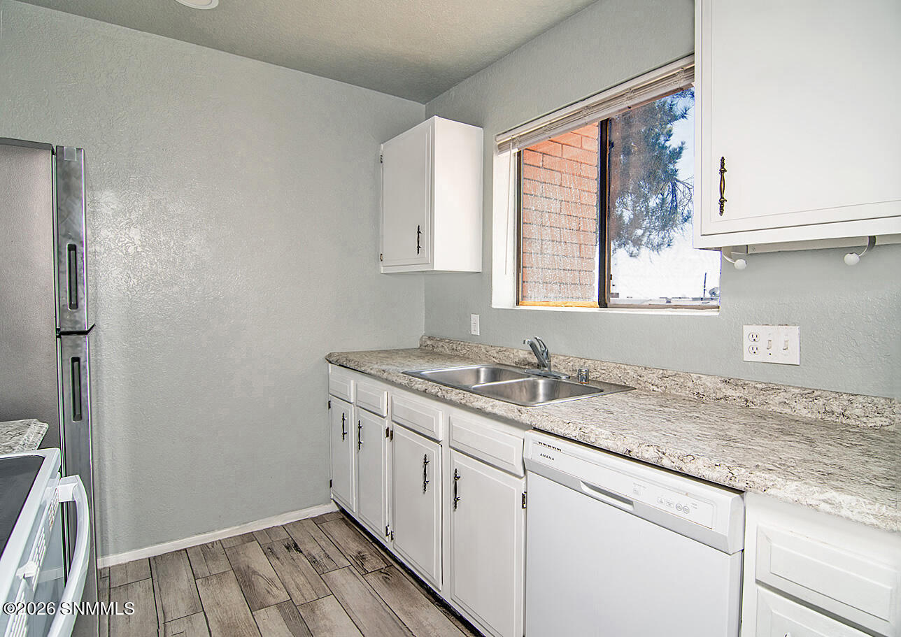 2930 Claude Dove Drive Apt 2 Property Photo 10