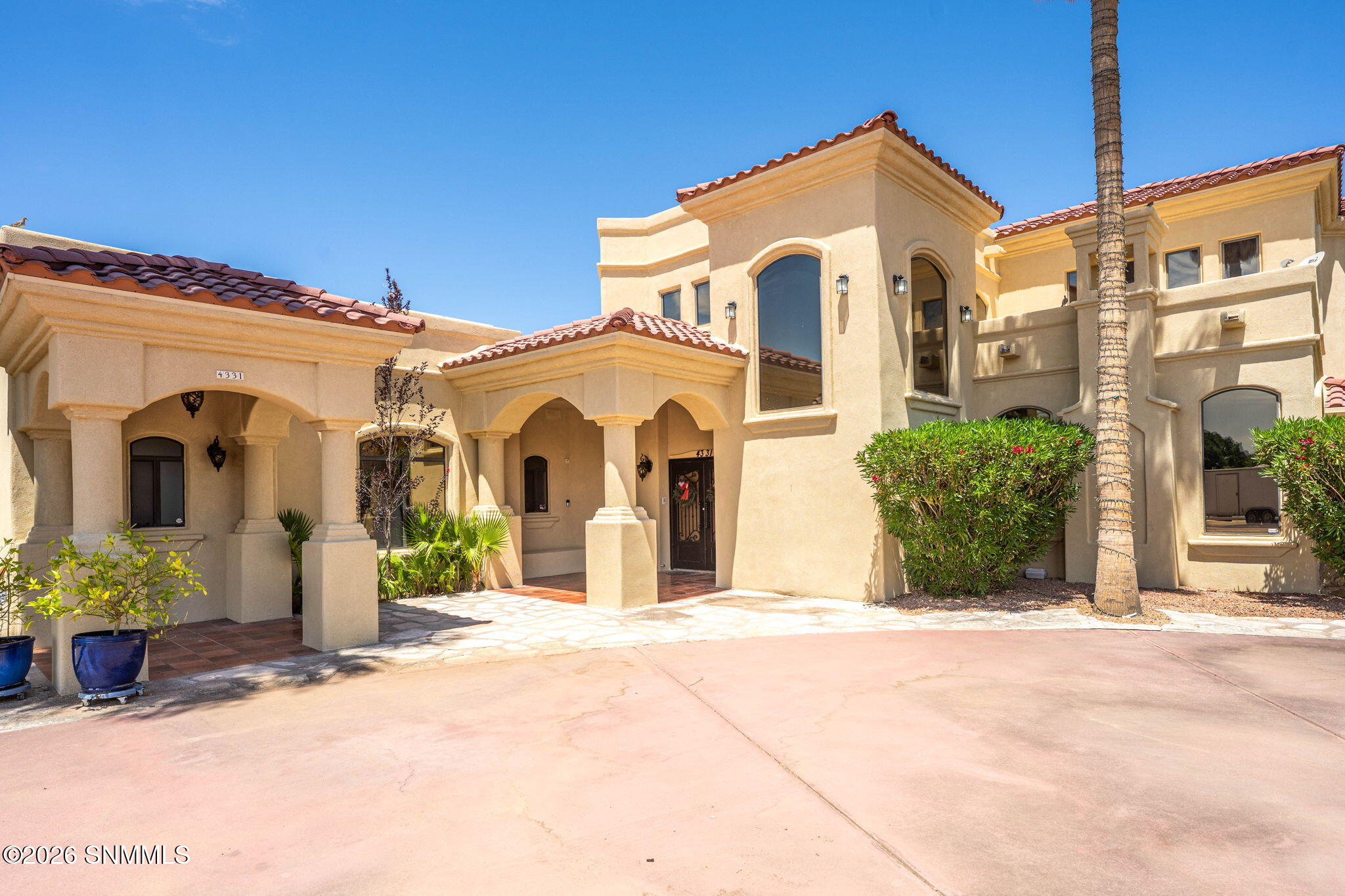 4331 Superstition Drive Property Photo 4