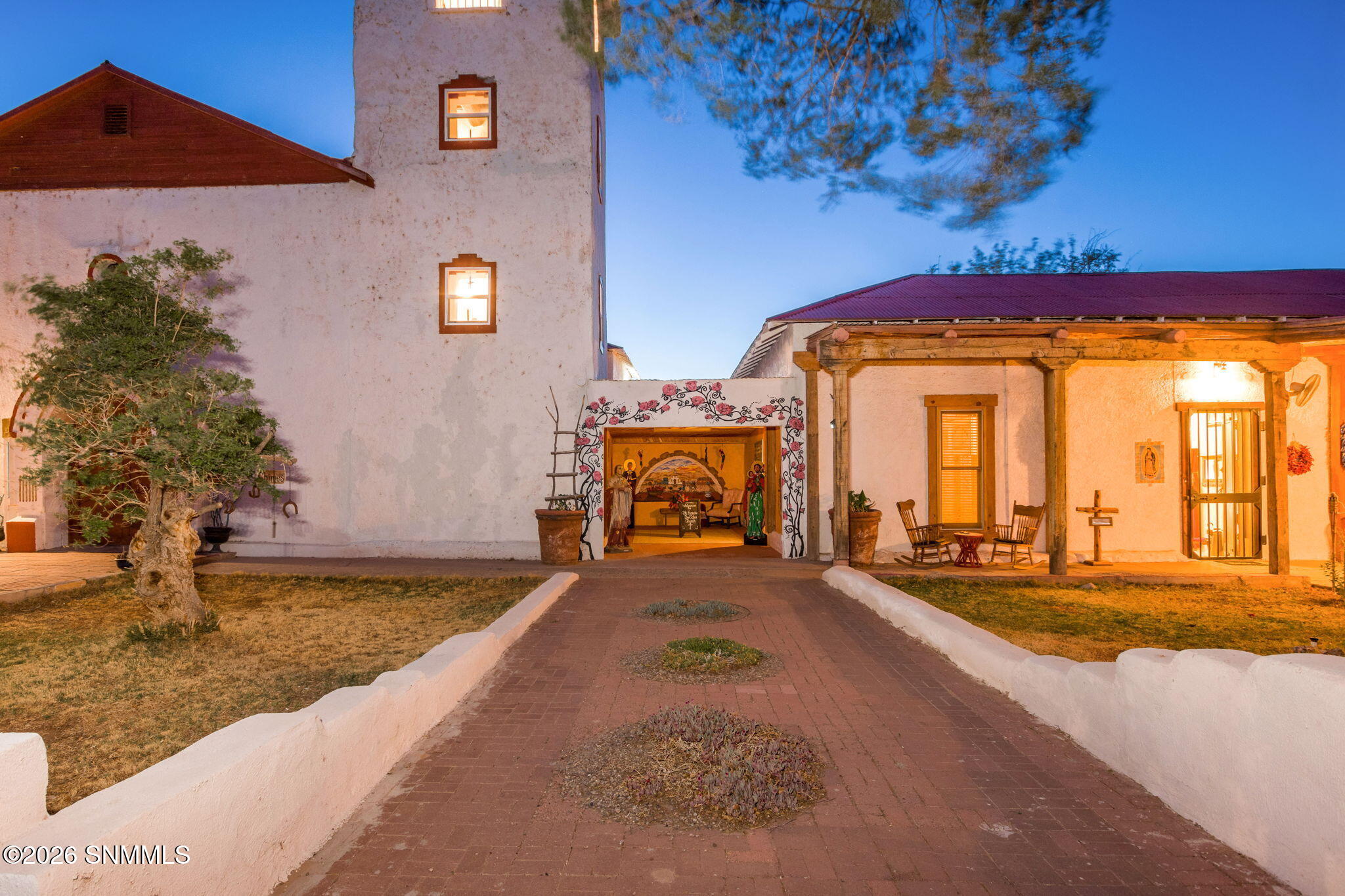 105 N Jose Serna Street Property Photo 31