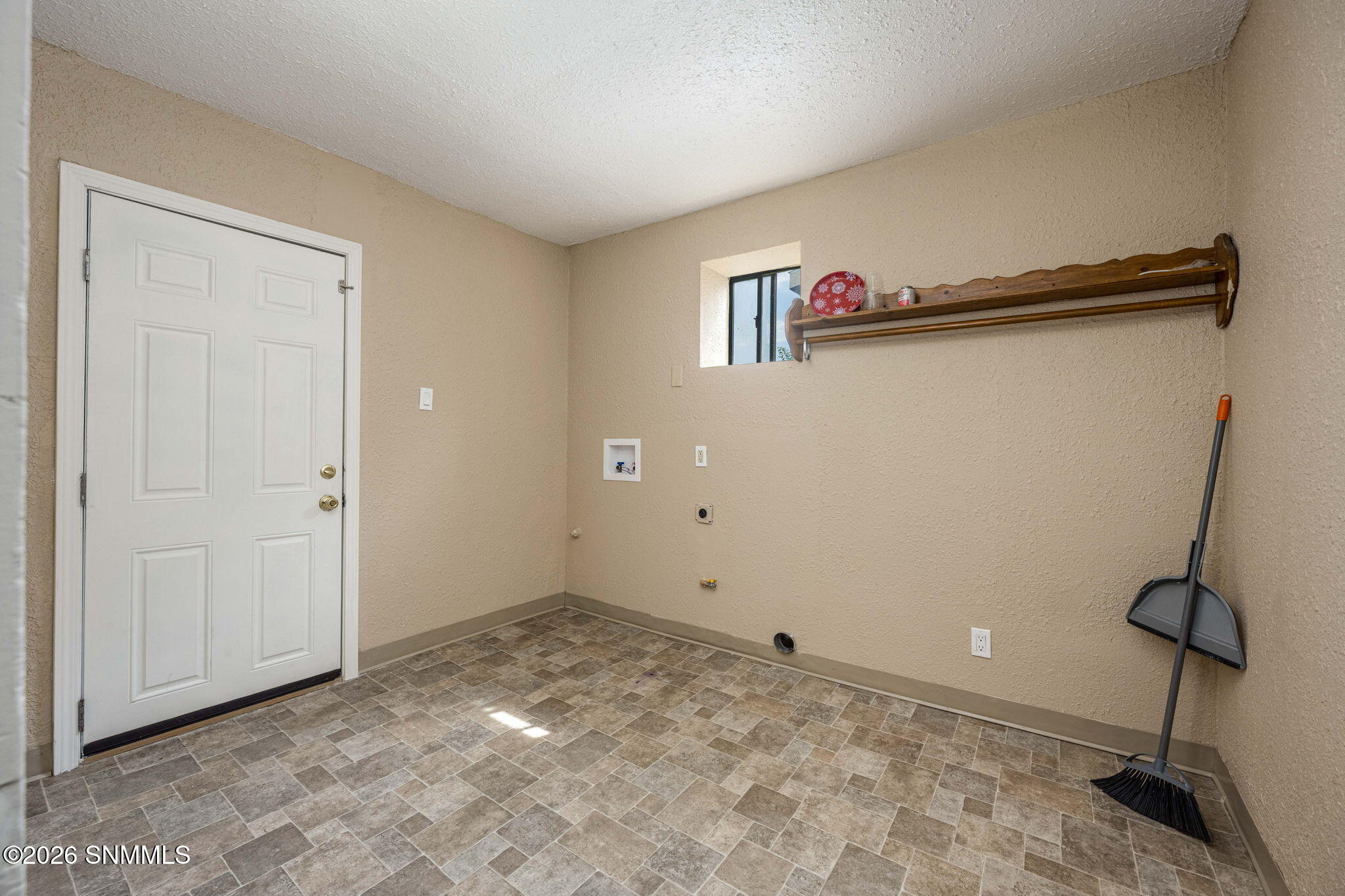 1250 W Ethel Avenue Property Photo 18