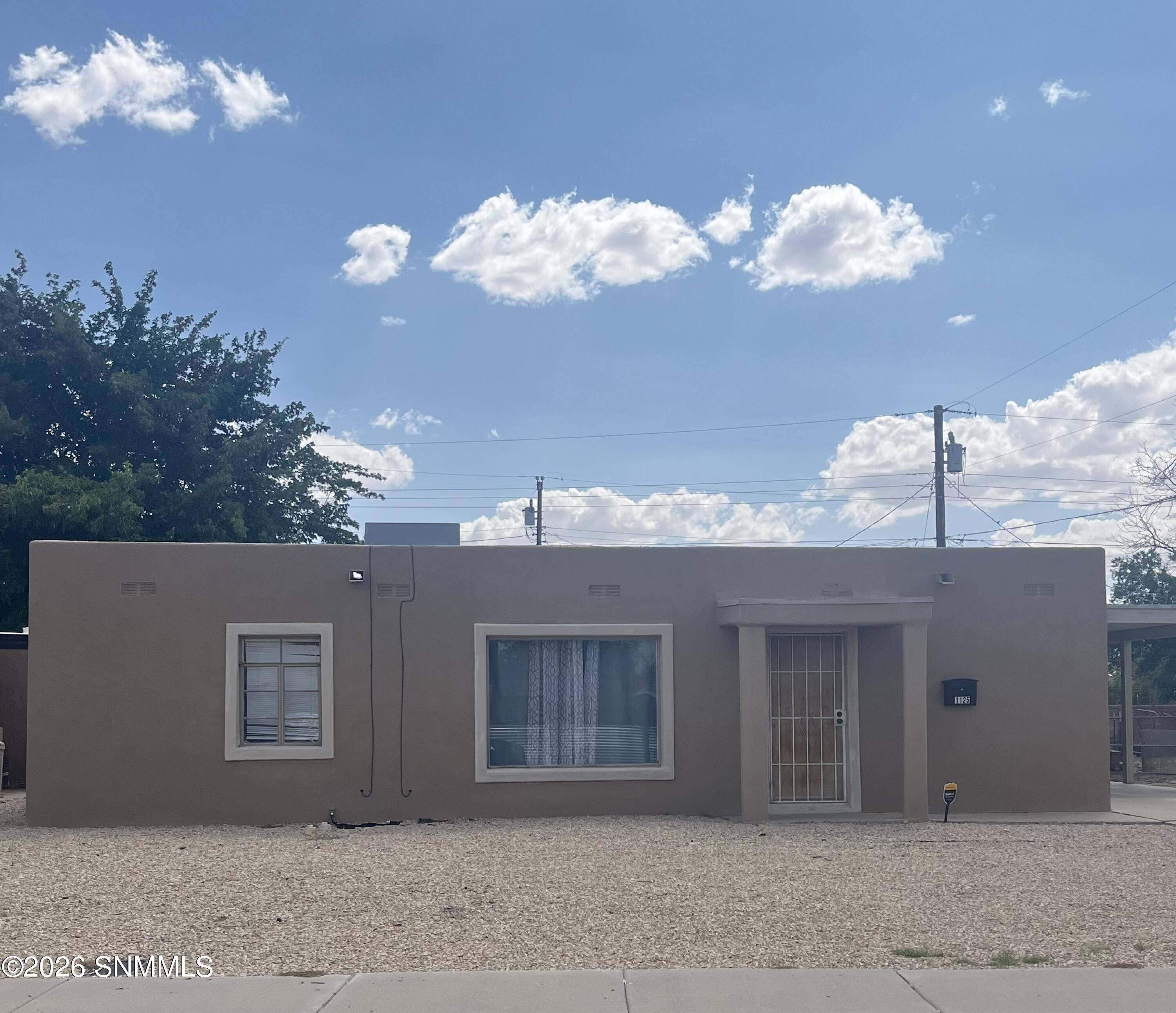 1125 Circle Drive Property Photo 1