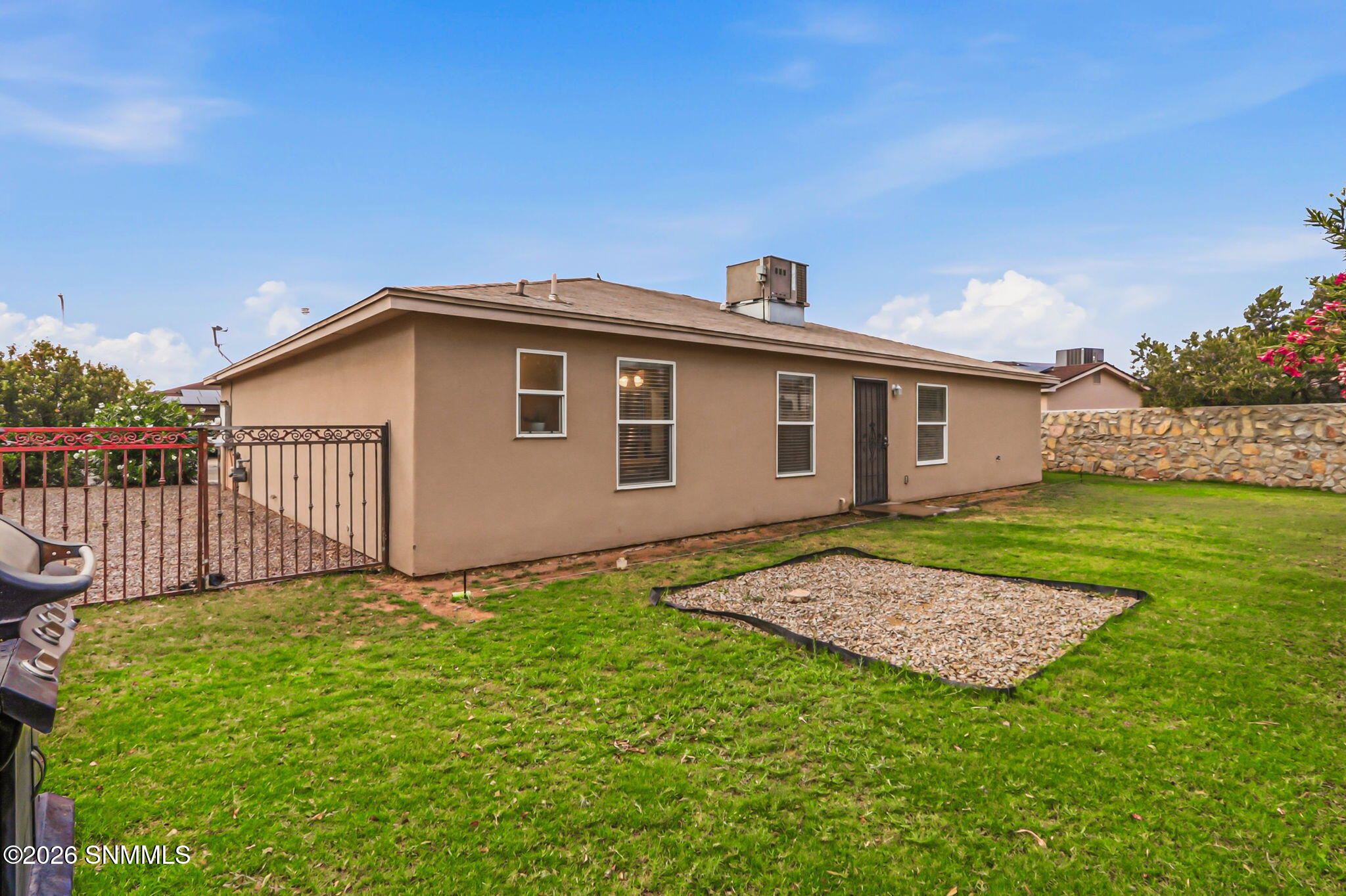 5722 Pecan Lane Property Photo 5