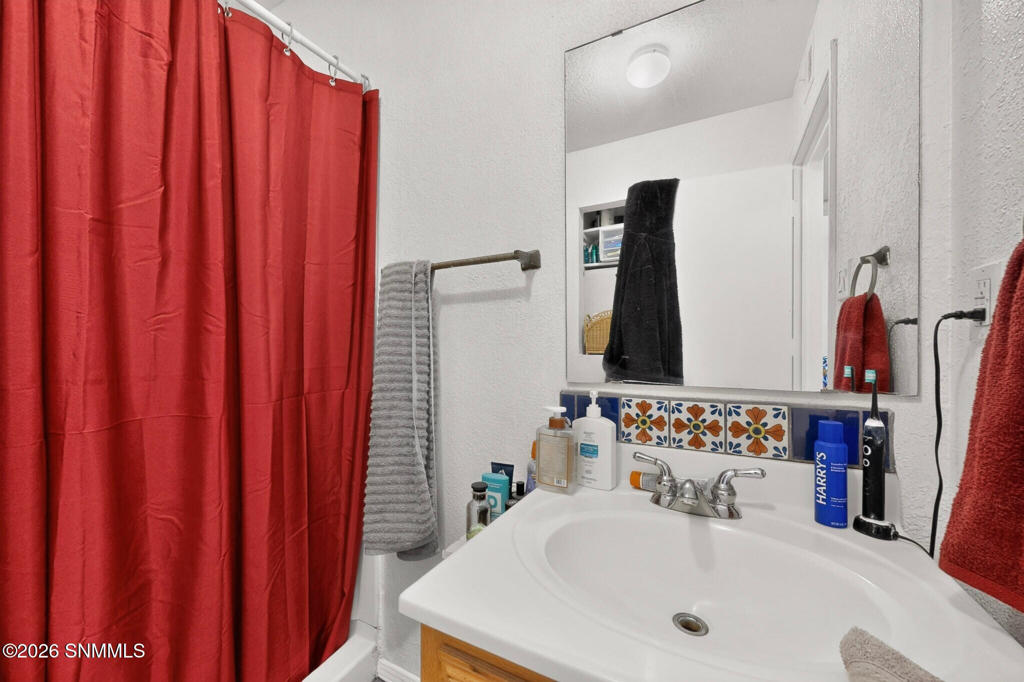 4136 E Winchester Road Property Photo 39
