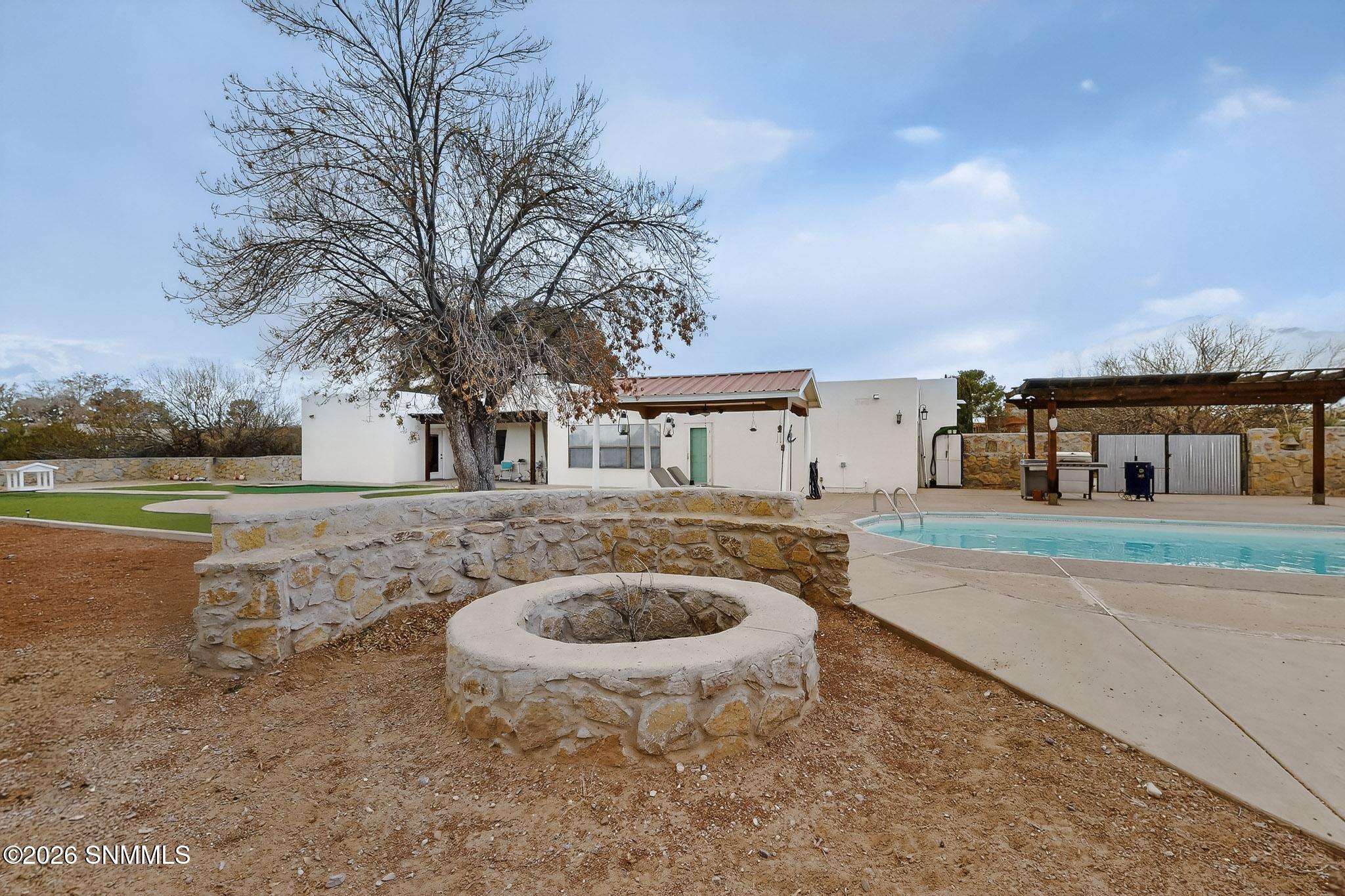 4136 E Winchester Road Property Photo 43