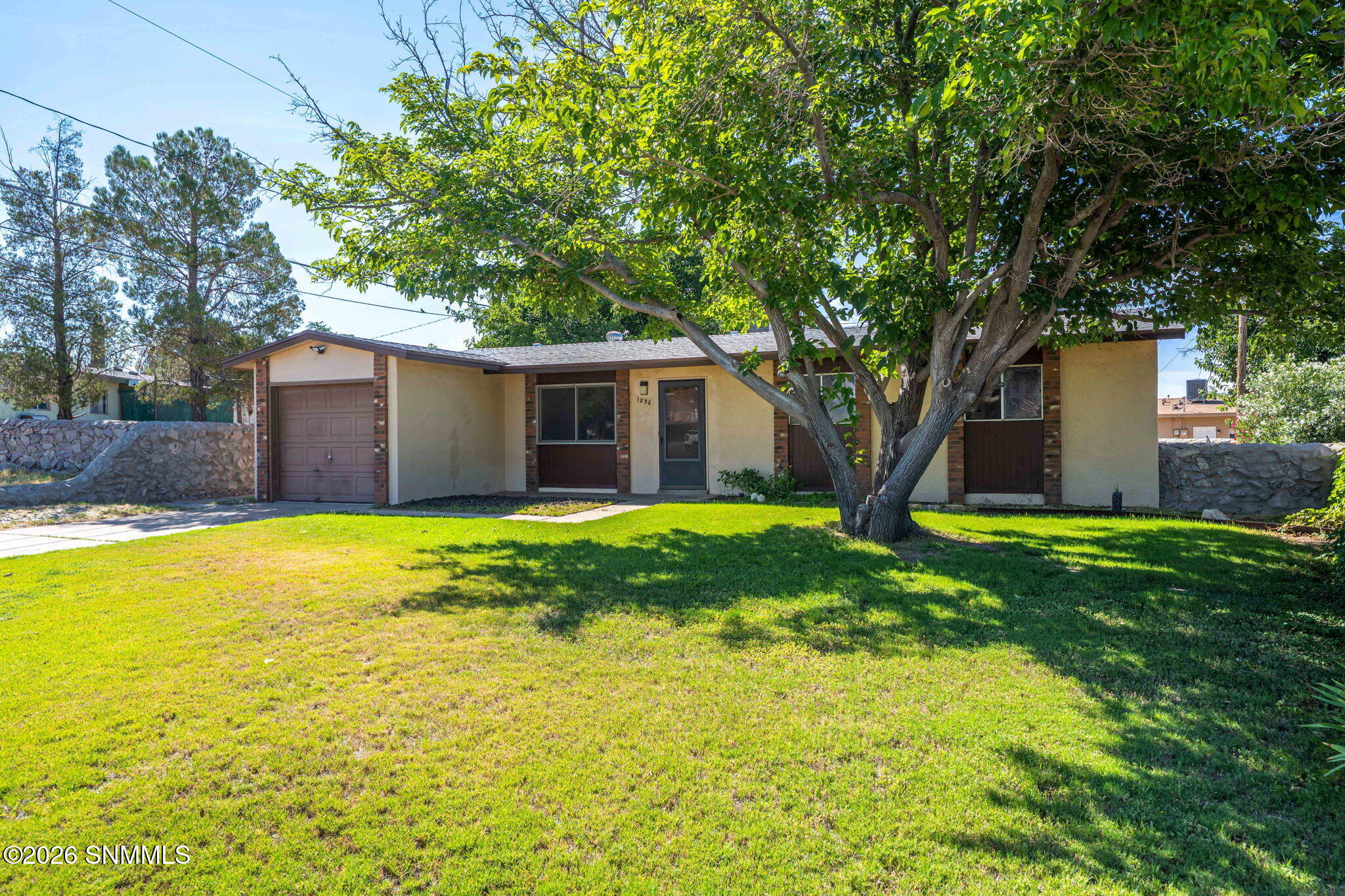 1836 Juniper Avenue Property Photo 2