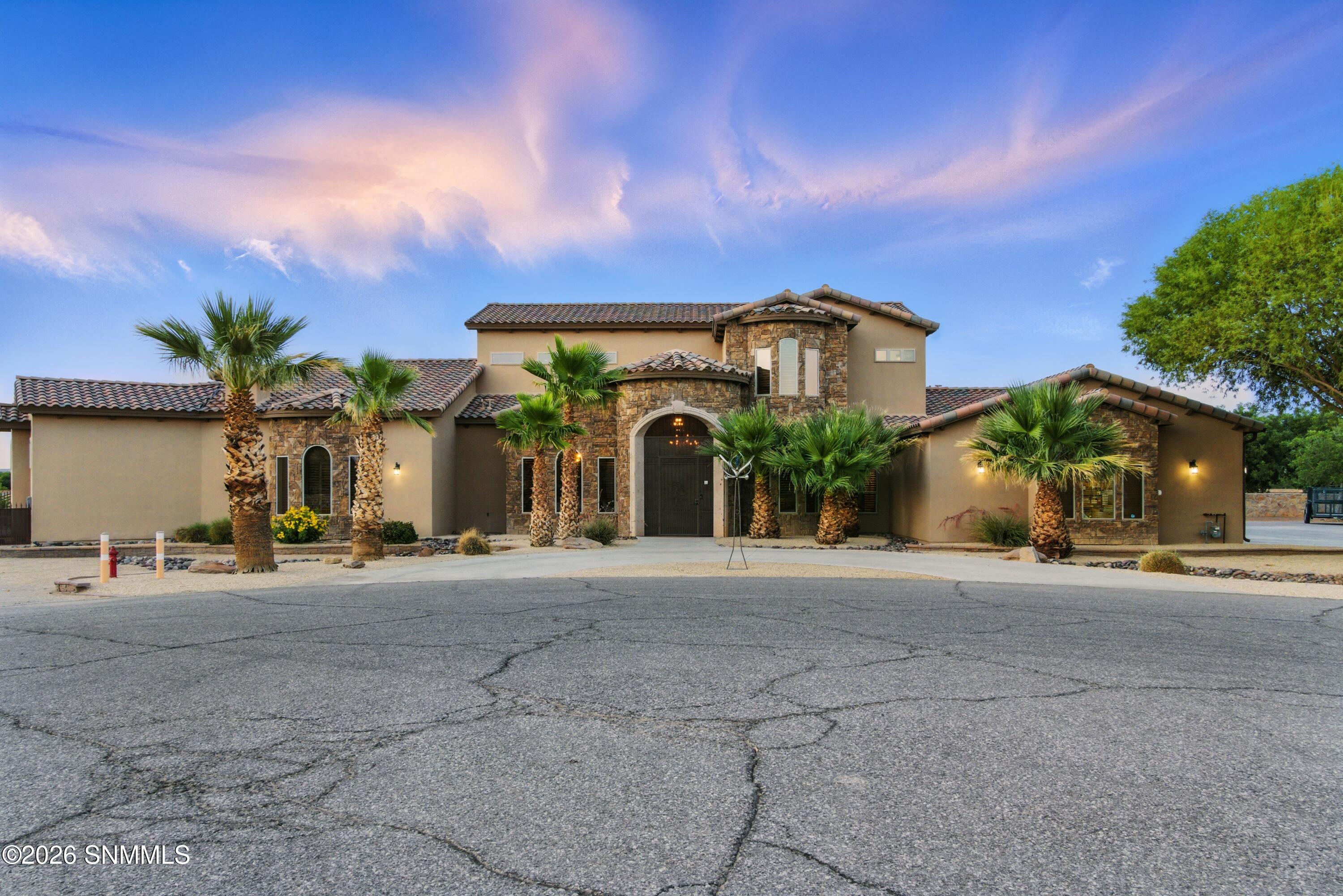 7920 Apache Canyon Drive Property Photo 1